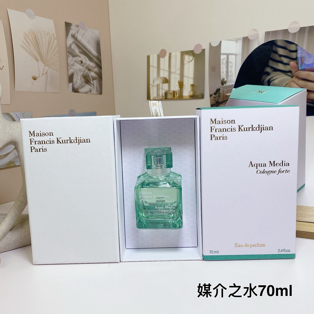 Cologne f6fb7920 Angle 1
