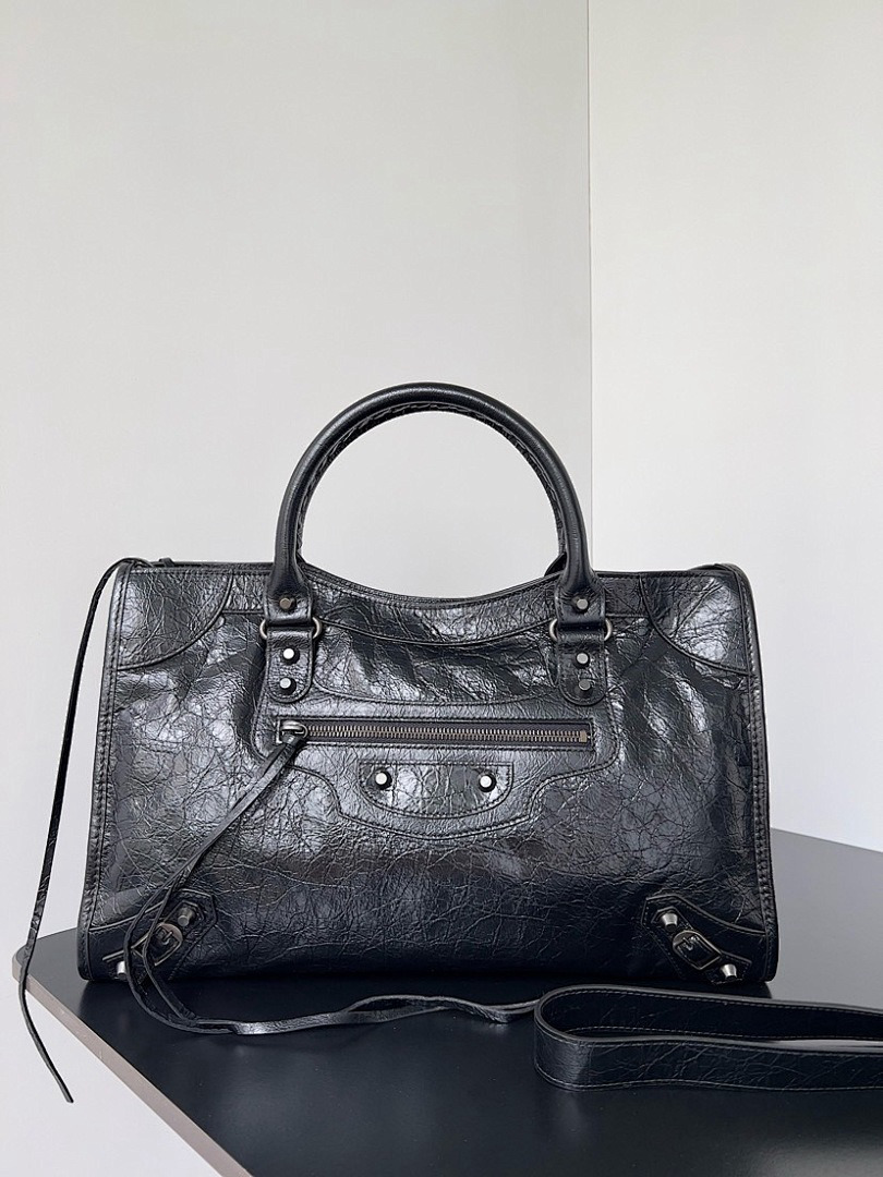 Designer Bags Balenciaga — 115-4 Angle 1
