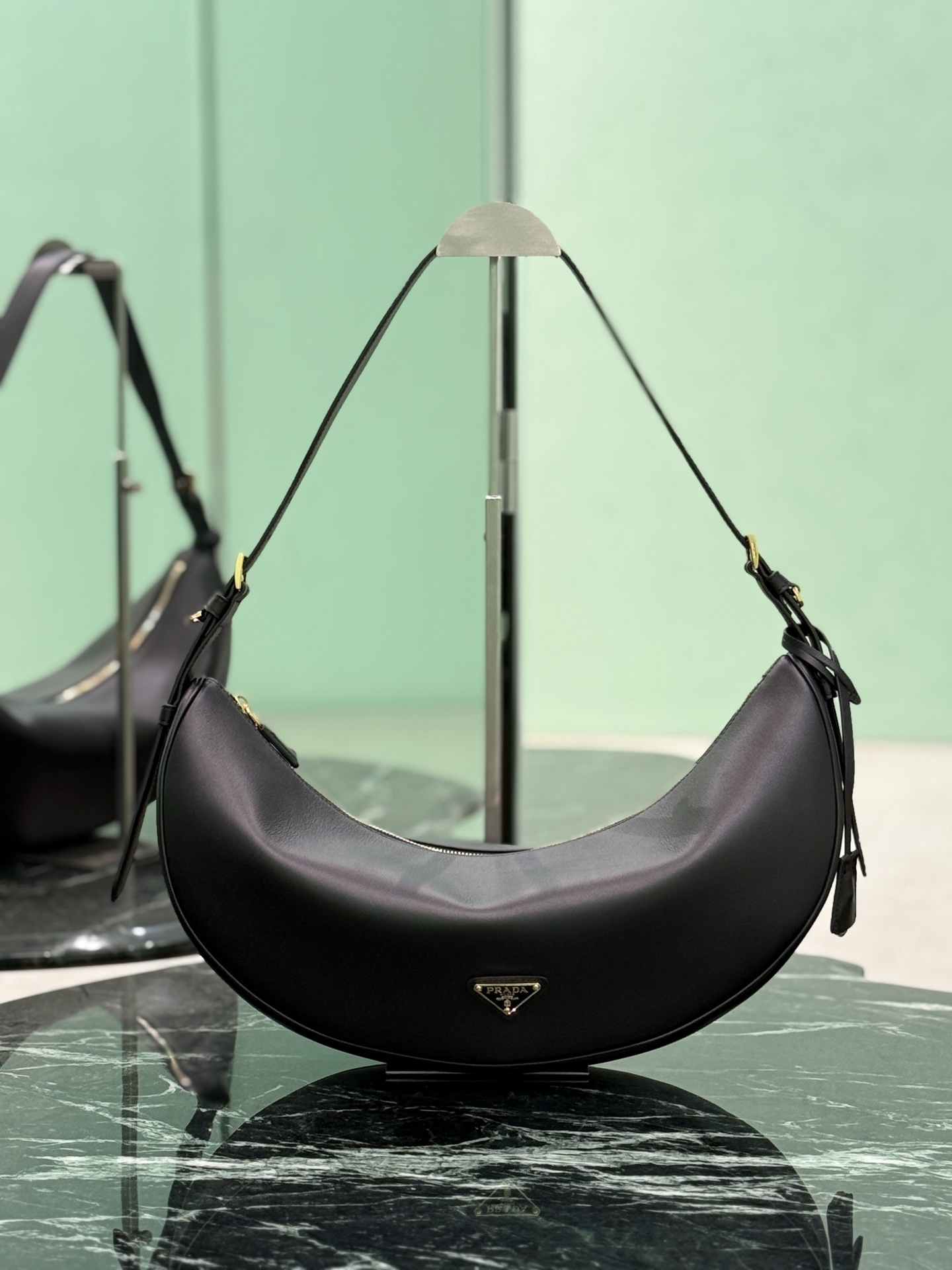 Designer Bags Prada — C255-2 Angle 1