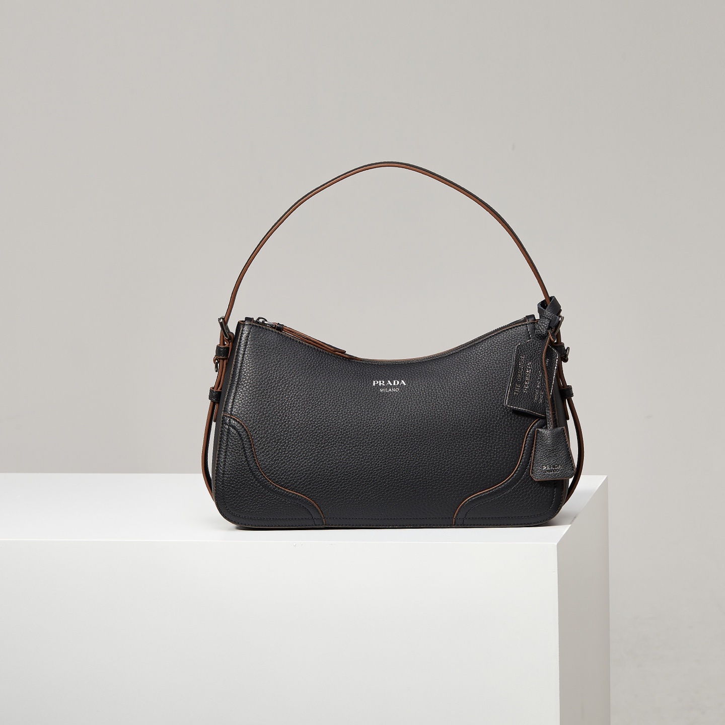 Designer Bags Prada — C280-1 Angle 1