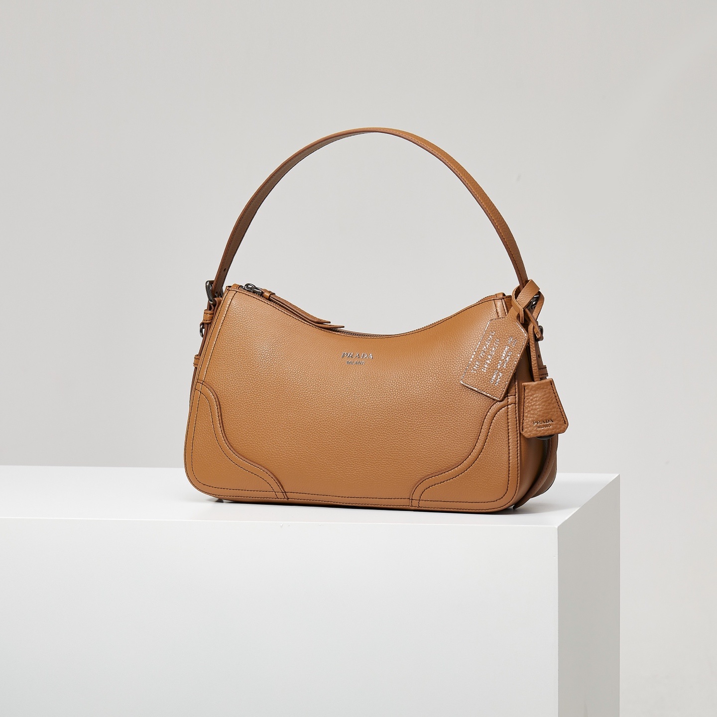 Designer Bags Prada — C280-2 Angle 1