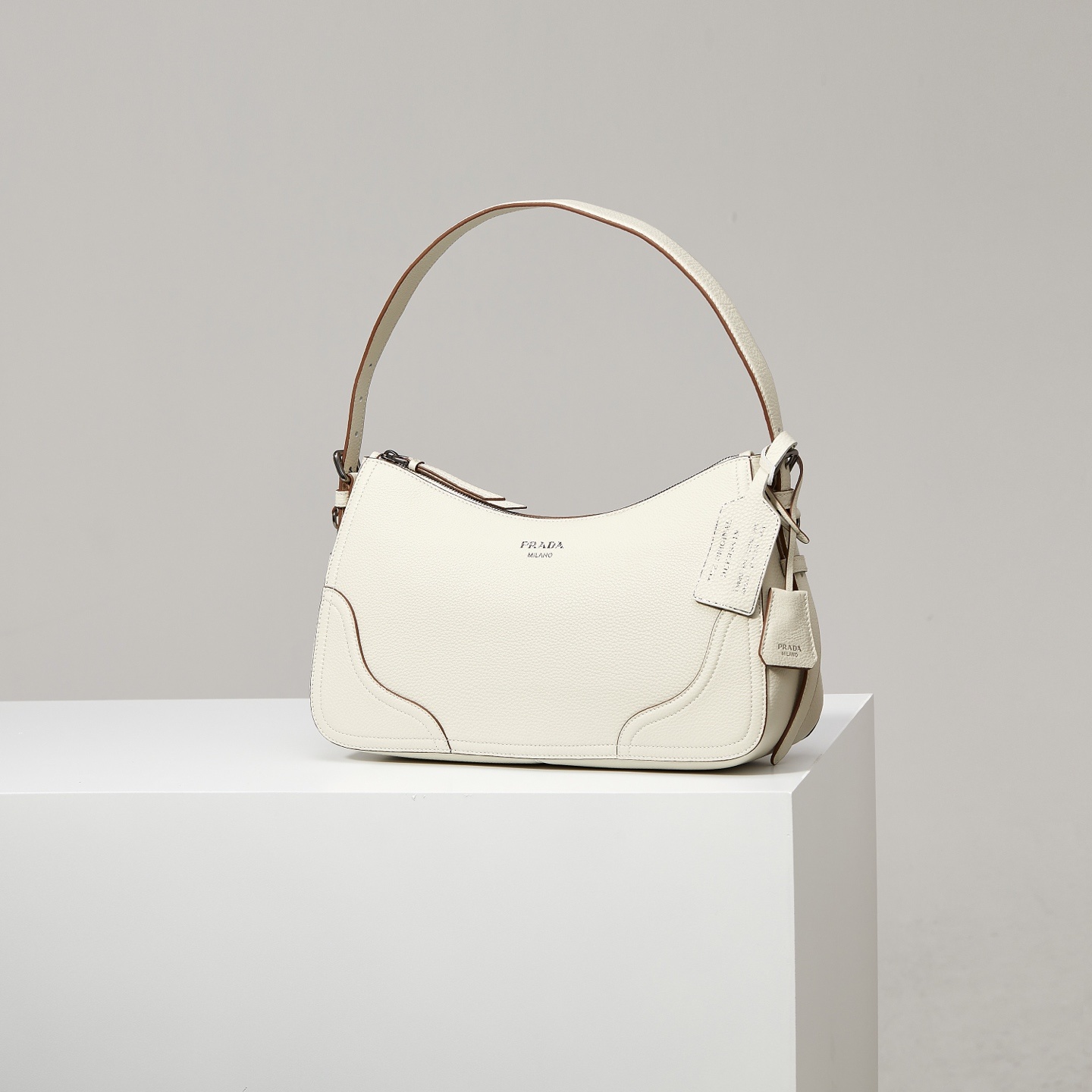 Designer Bags Prada — C280-4 Angle 1