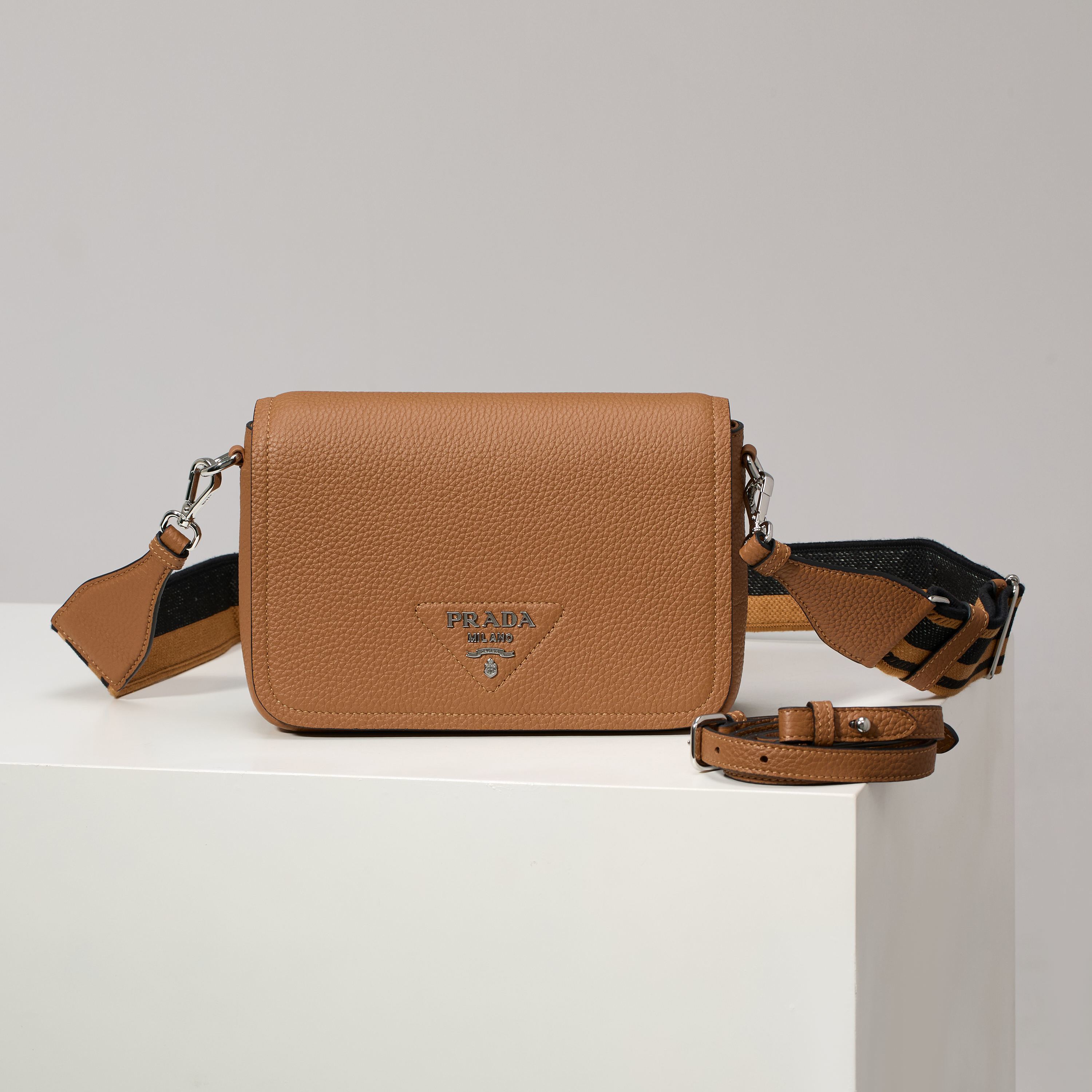 Designer Bags Prada — D314-5 Angle 1