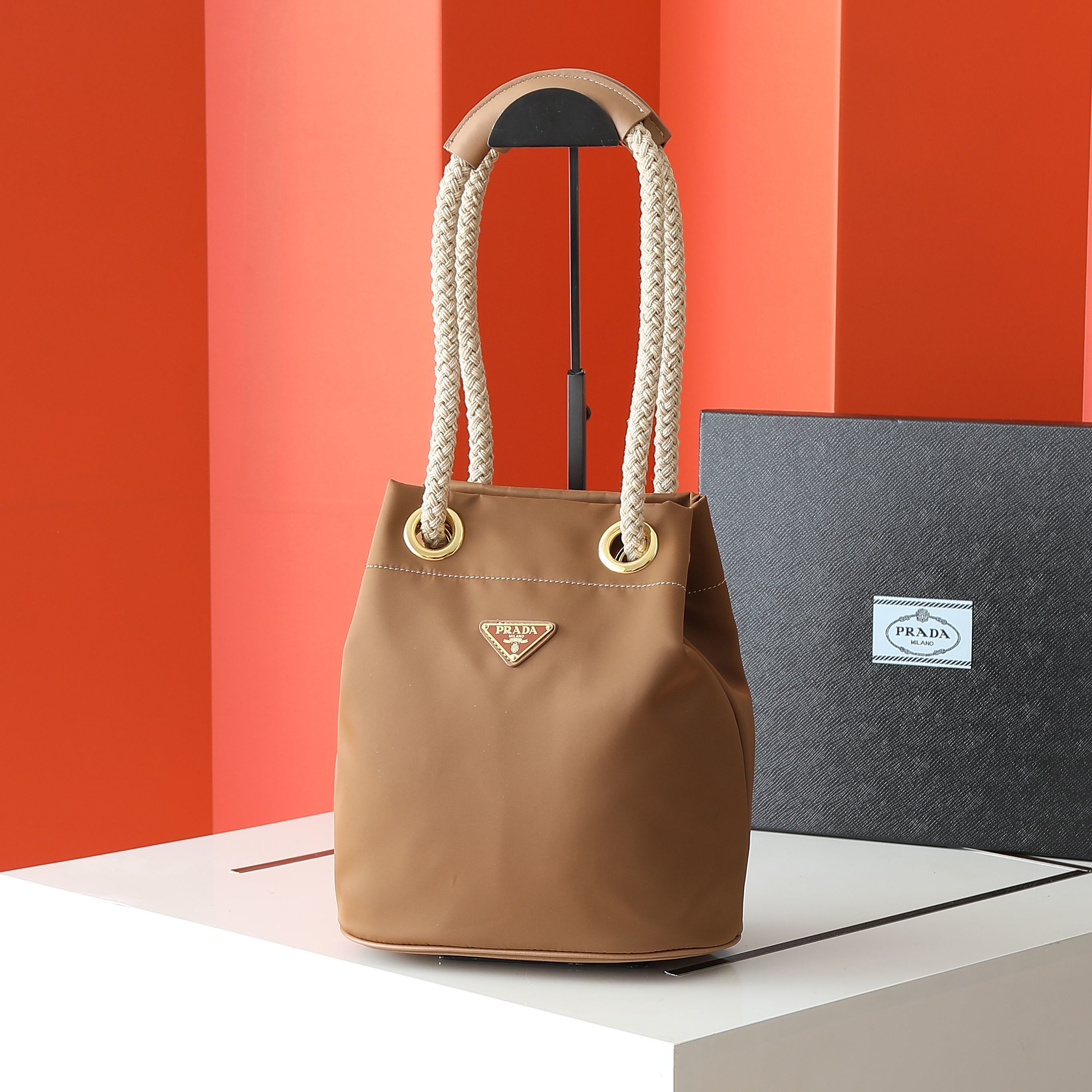 Designer Bags Prada — E082-5 Angle 1