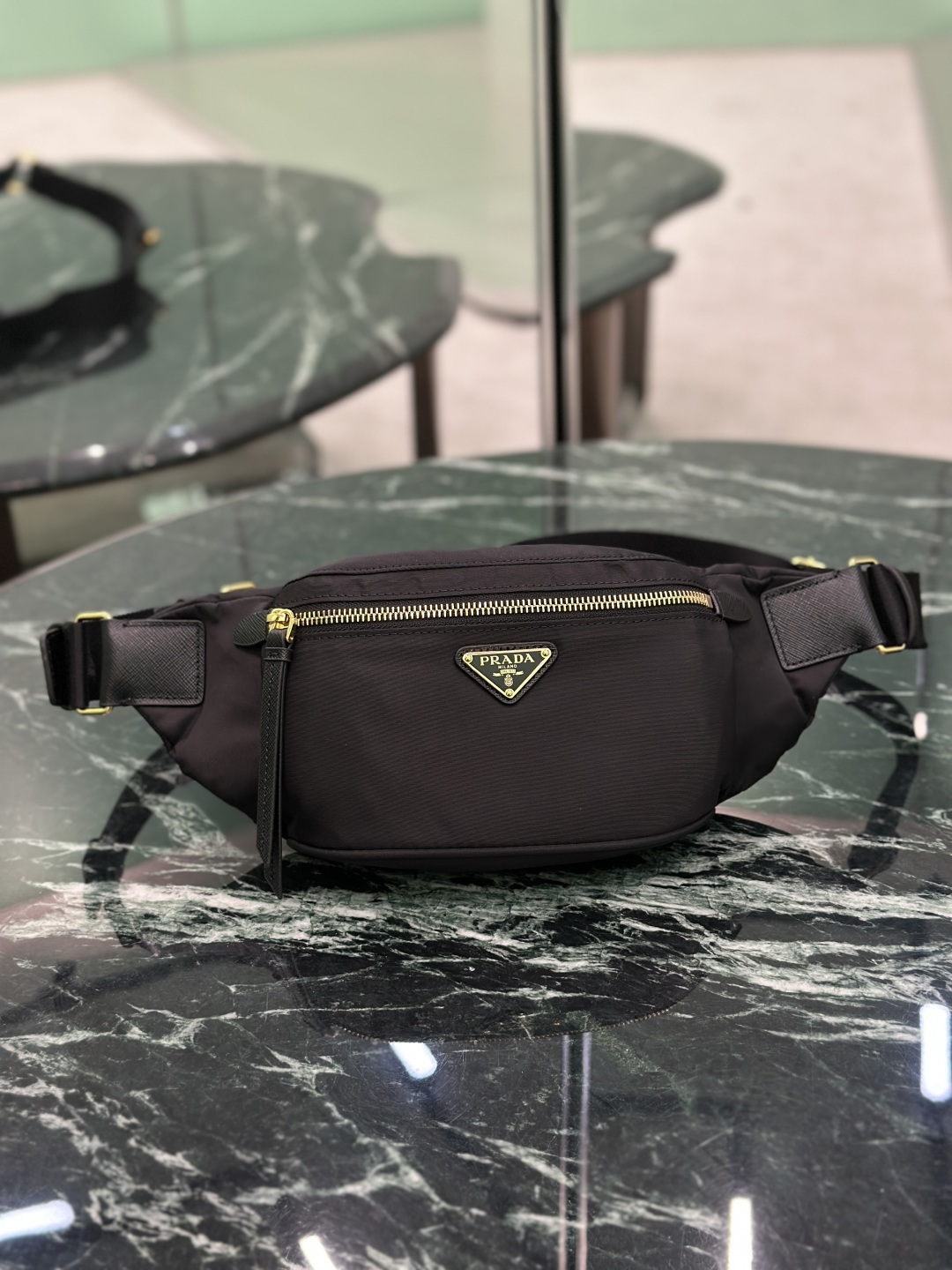 Designer Bags Prada — L046-1 Angle 1
