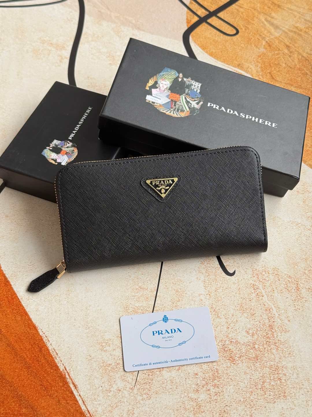 Designer Bags Prada — L506-1 Angle 1
