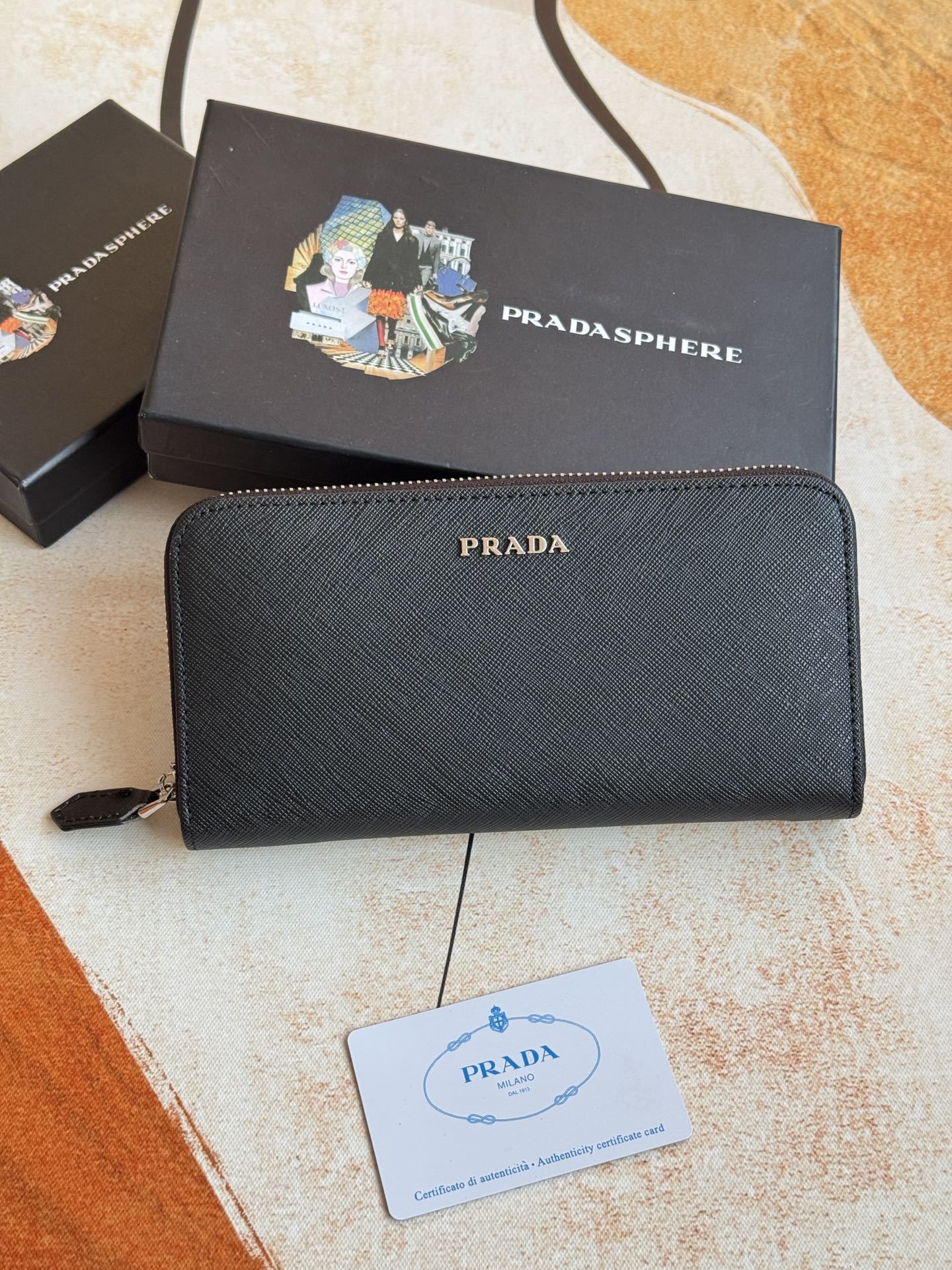 Designer Bags Prada — L506-14 Angle 1