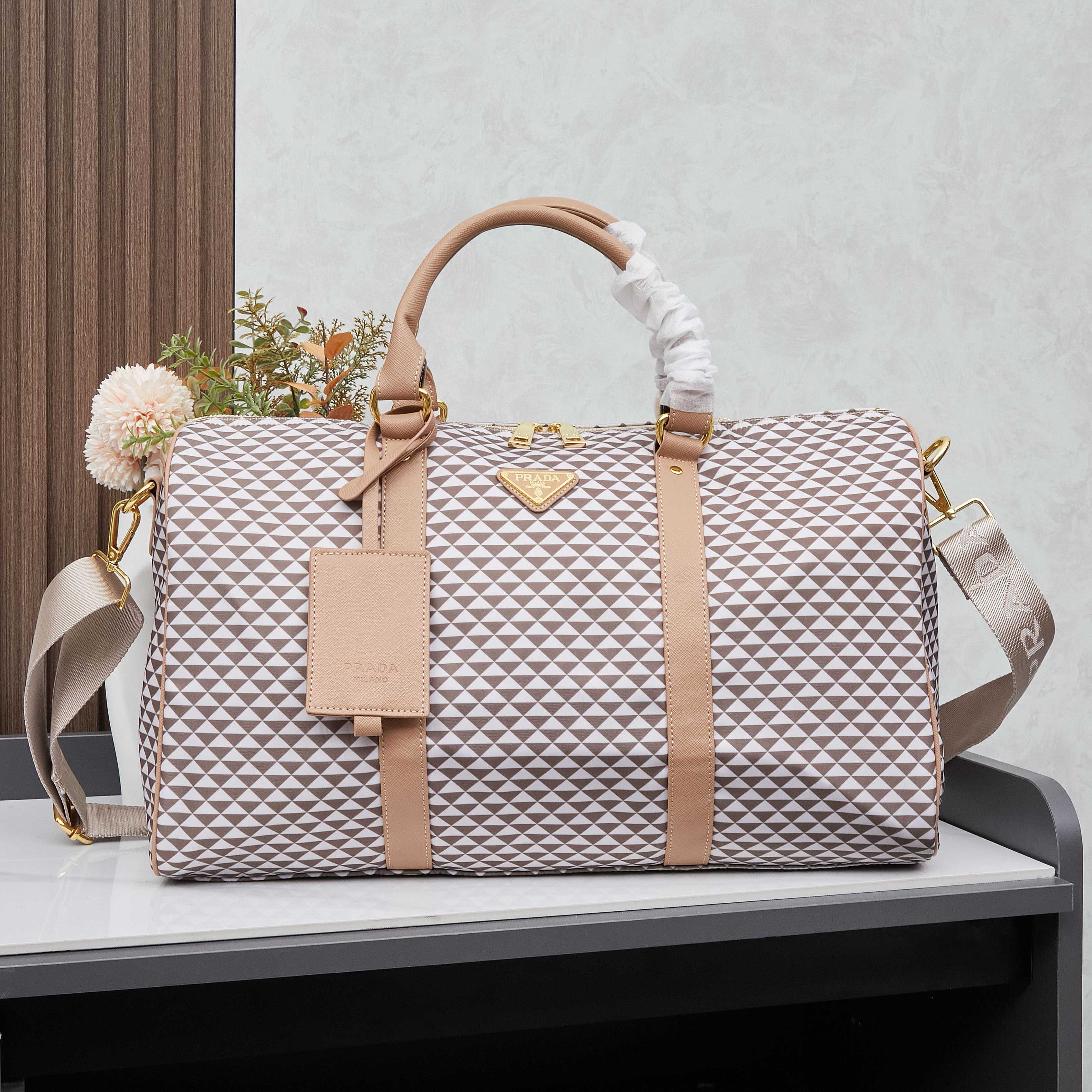 Designer Bags Prada — 5 Angle 1