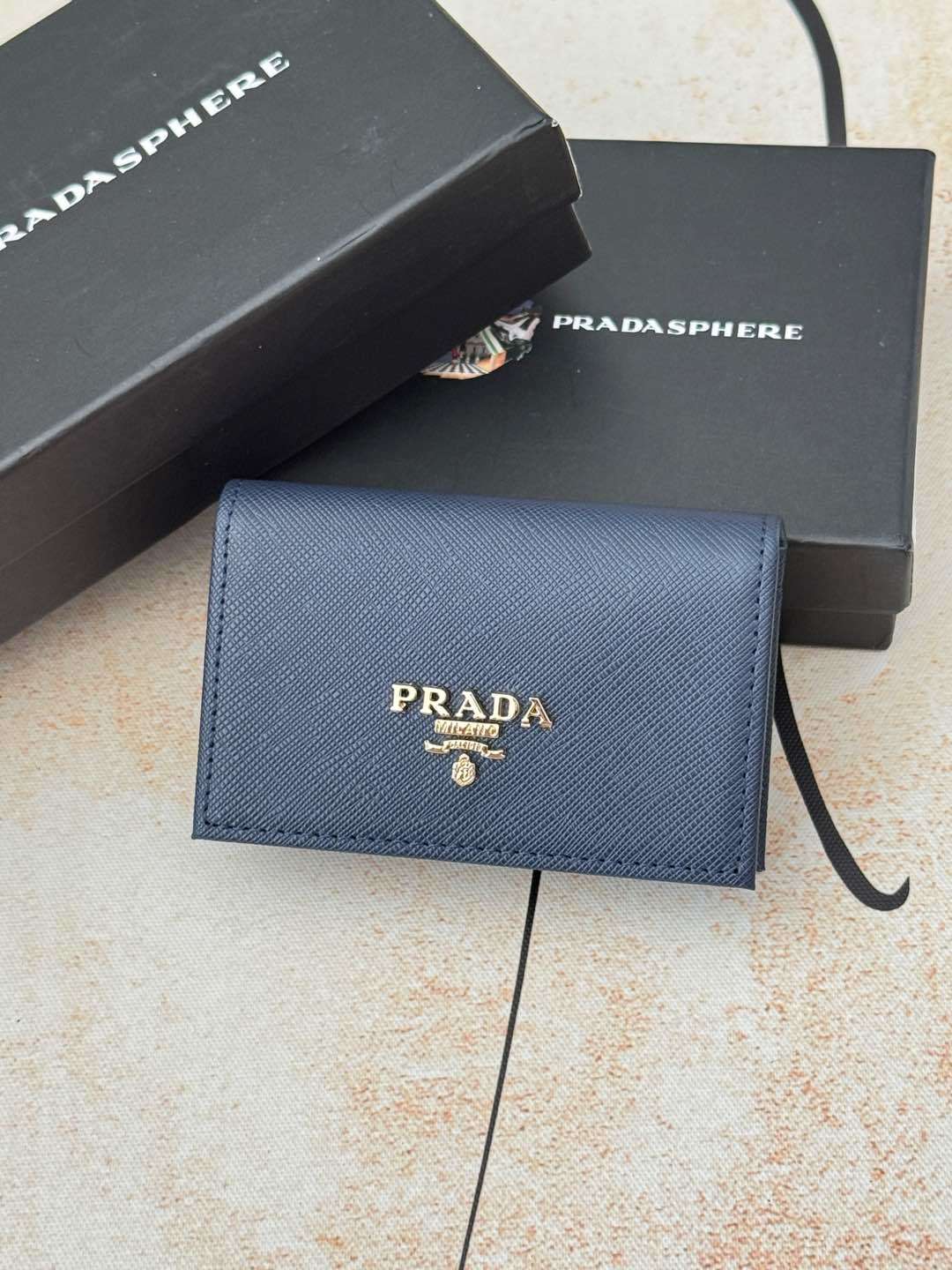Designer Bags Prada — C122-1 Angle 1