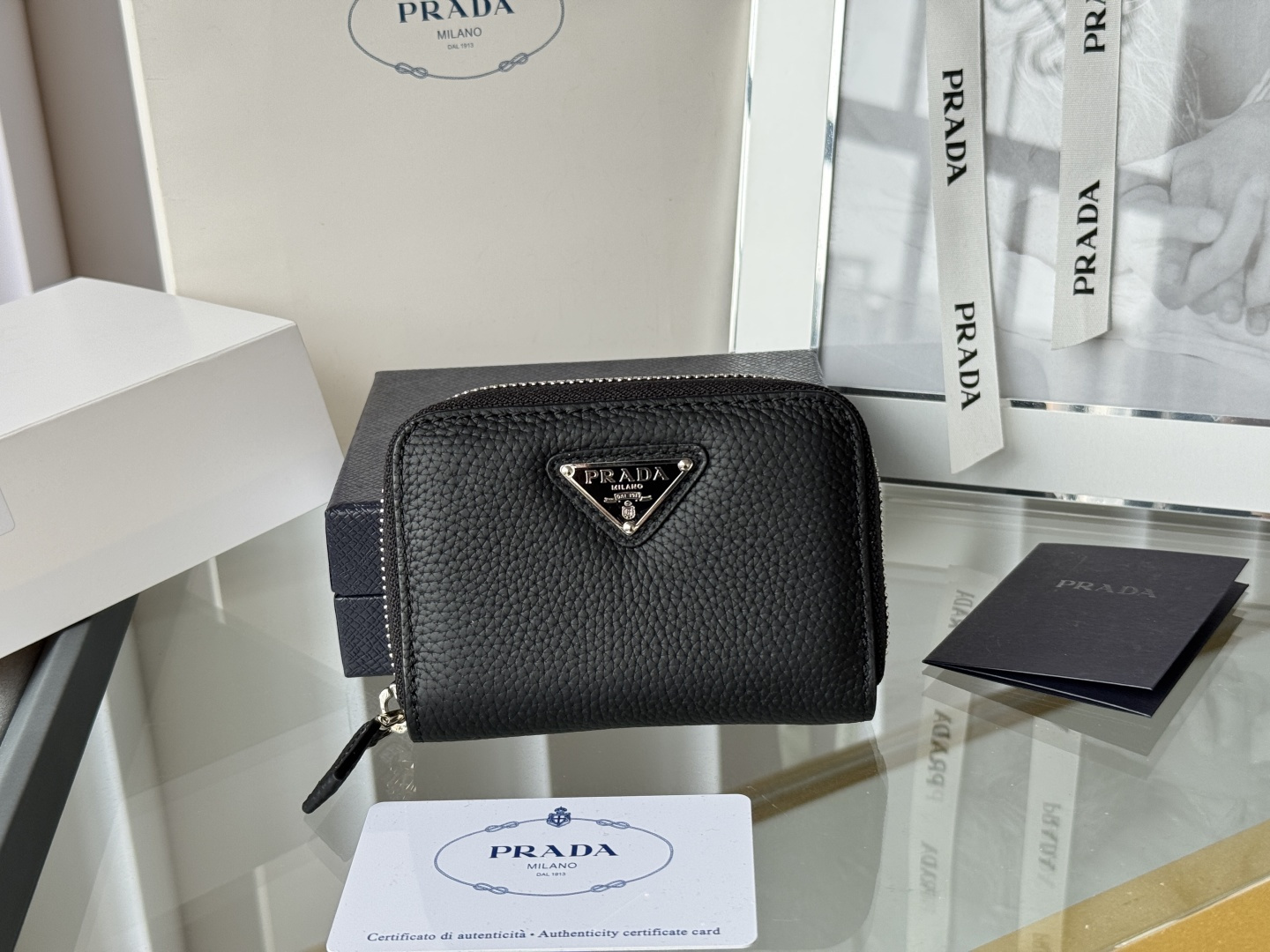 Designer Bags Prada — M003-1 Angle 1