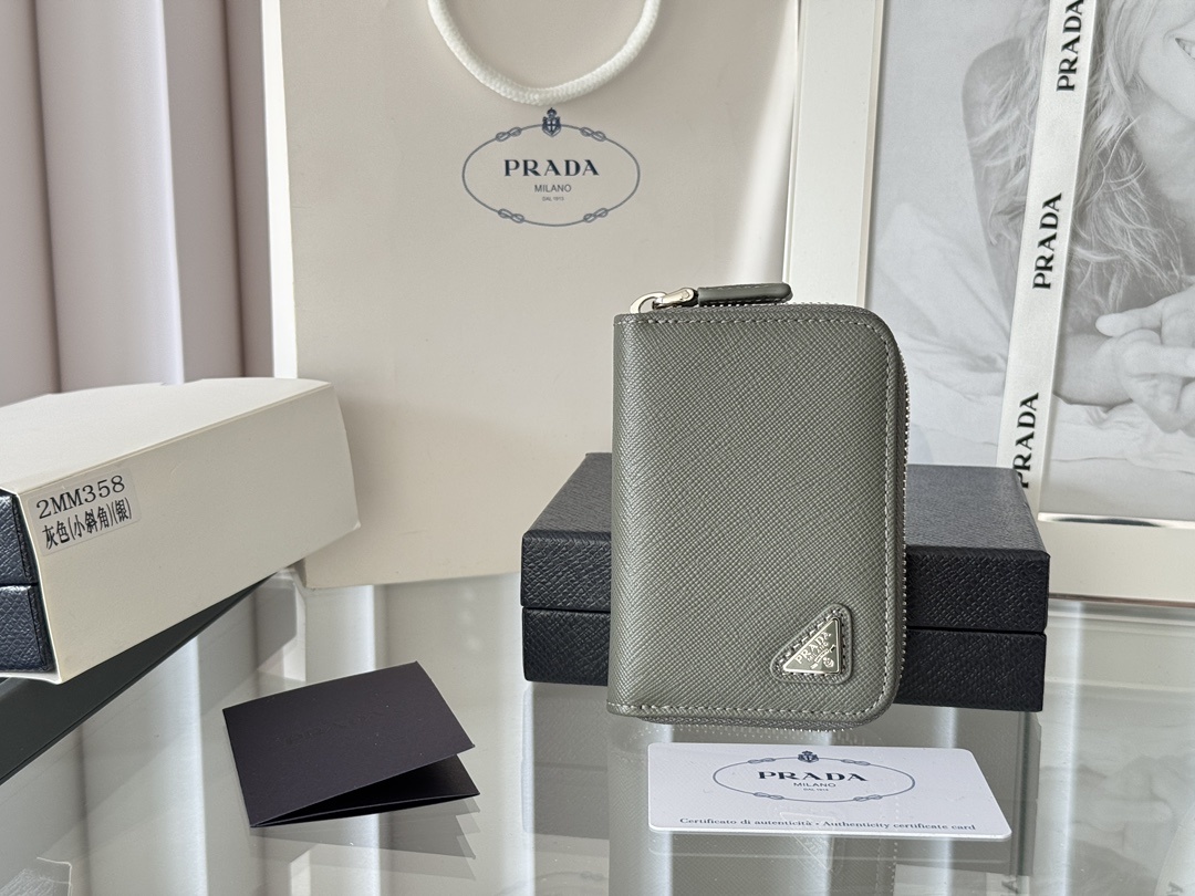 Designer Bags Prada — M358-9 Angle 1