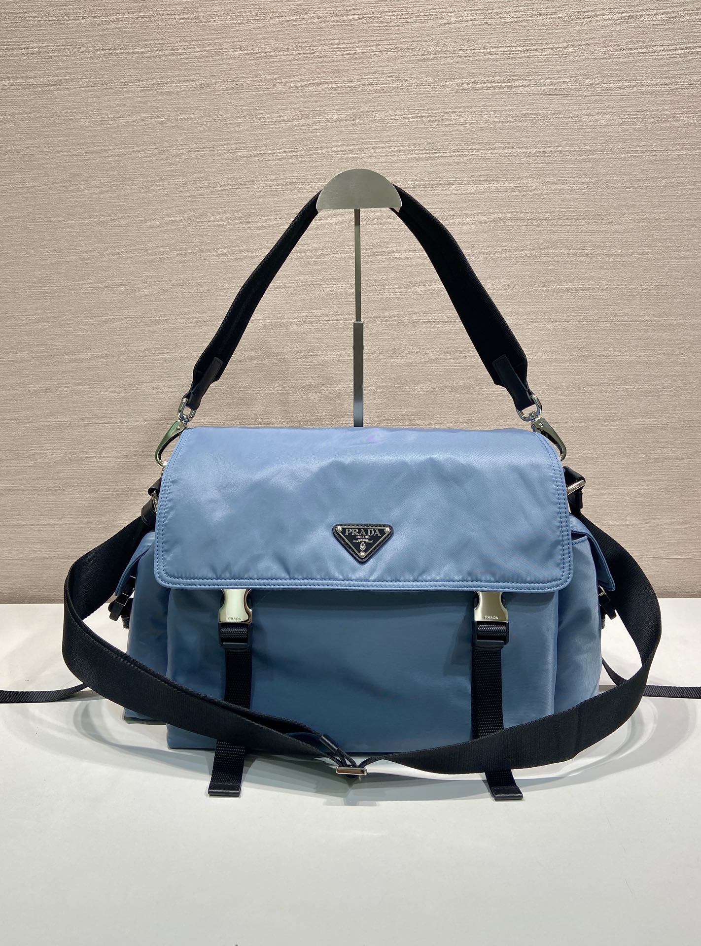 Designer Bags Prada — D082-1 Angle 1