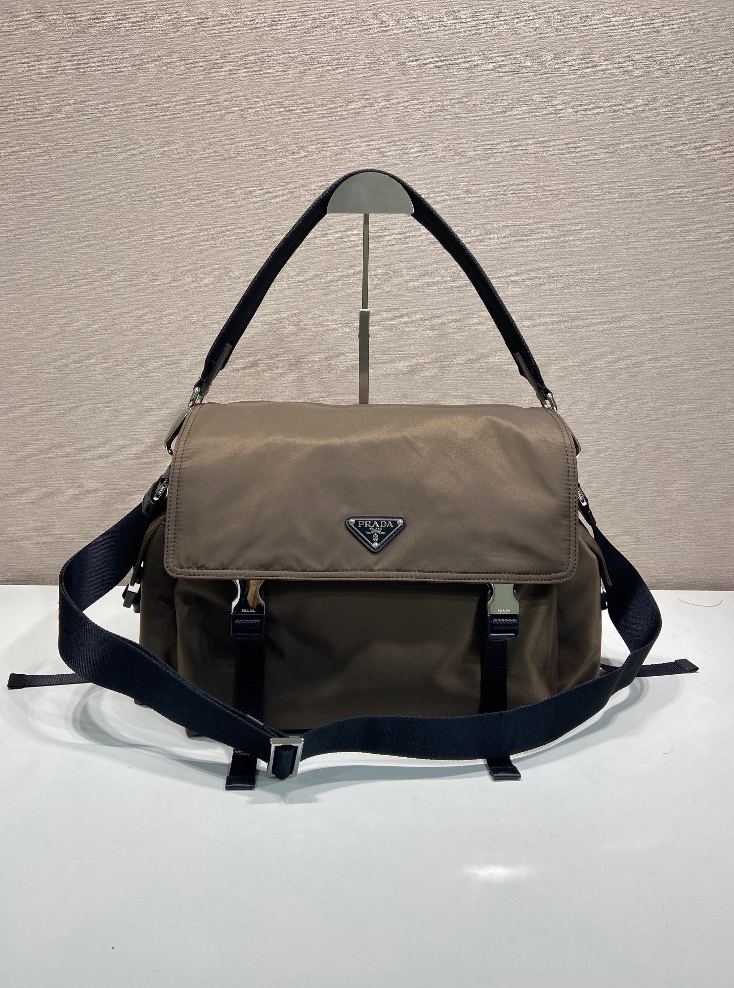 Designer Bags Prada — D082-2 Angle 1
