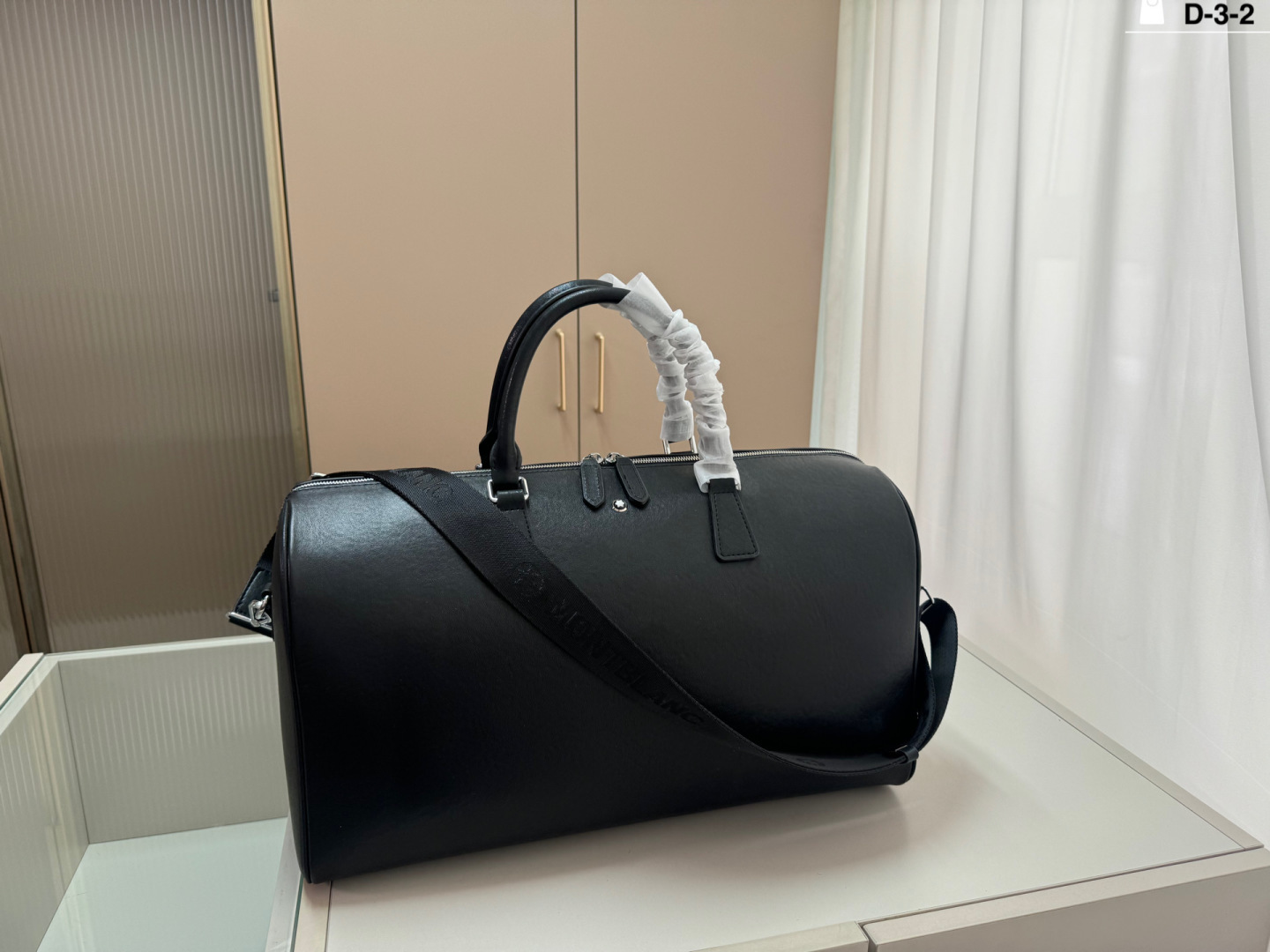 Designer Bags Prada — 497 Angle 1
