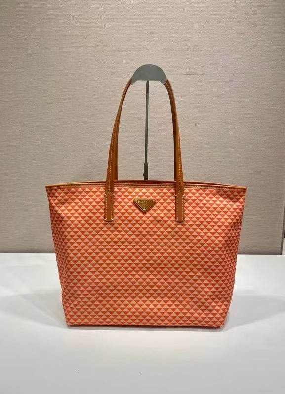 Designer Bags Prada — D552-3 Angle 1