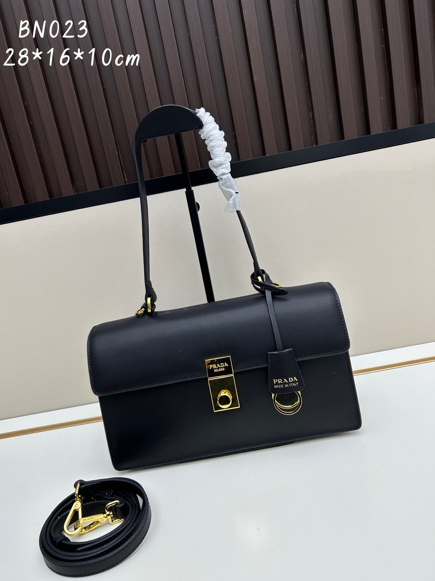Designer Bags Prada — N023-1 Angle 1