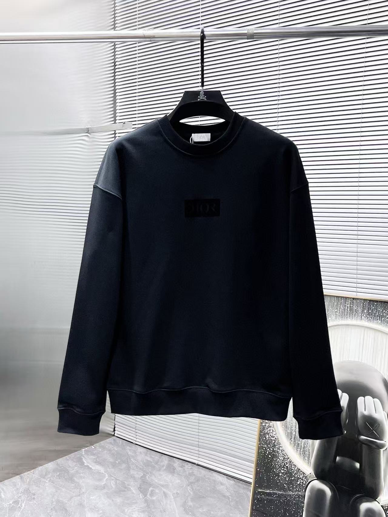 Dior Hoodie — 20055a06 Angle 1