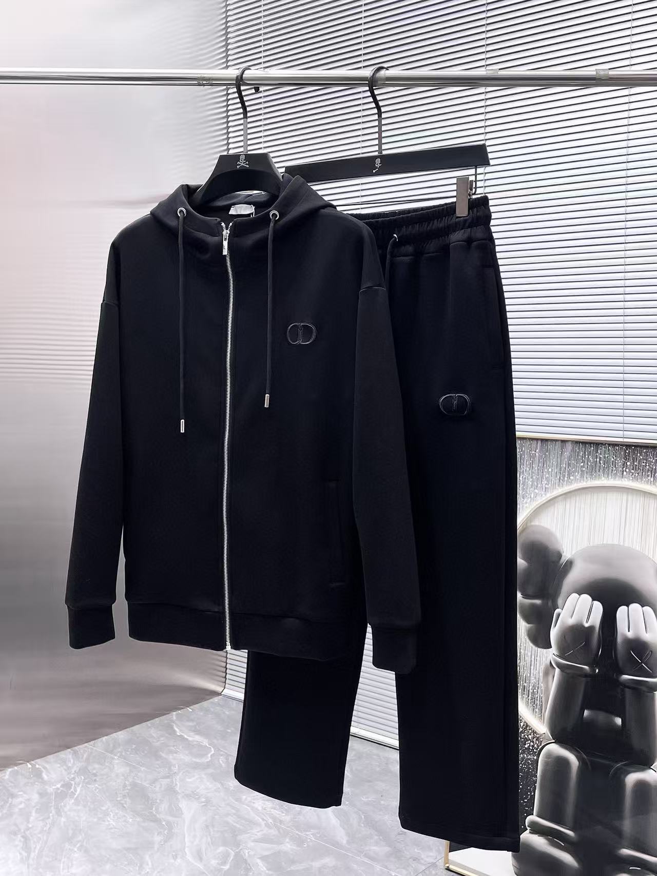 Dior Hoodie — 34563310 Angle 1
