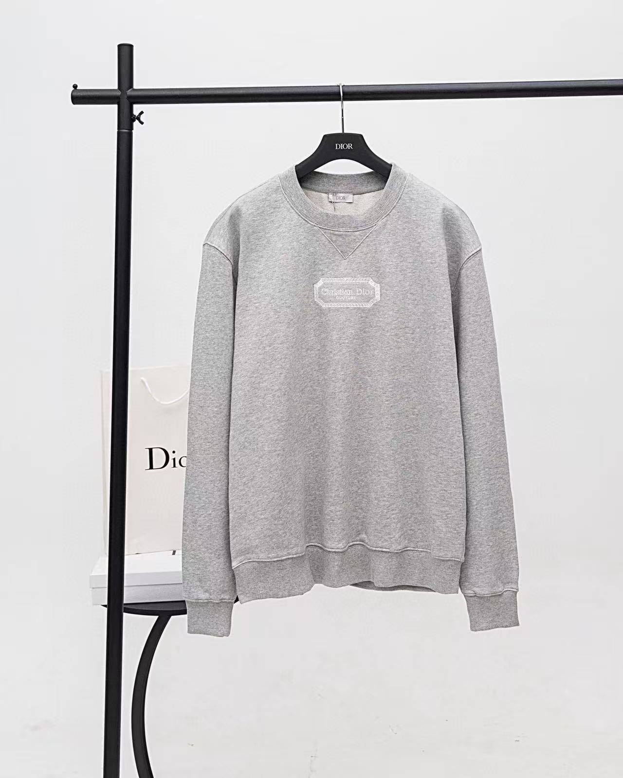 Dior Hoodie — 3c87a52b Angle 1