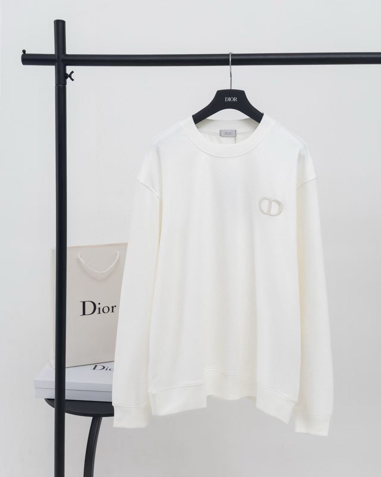 Dior Hoodie — bb3f08e2 Angle 1