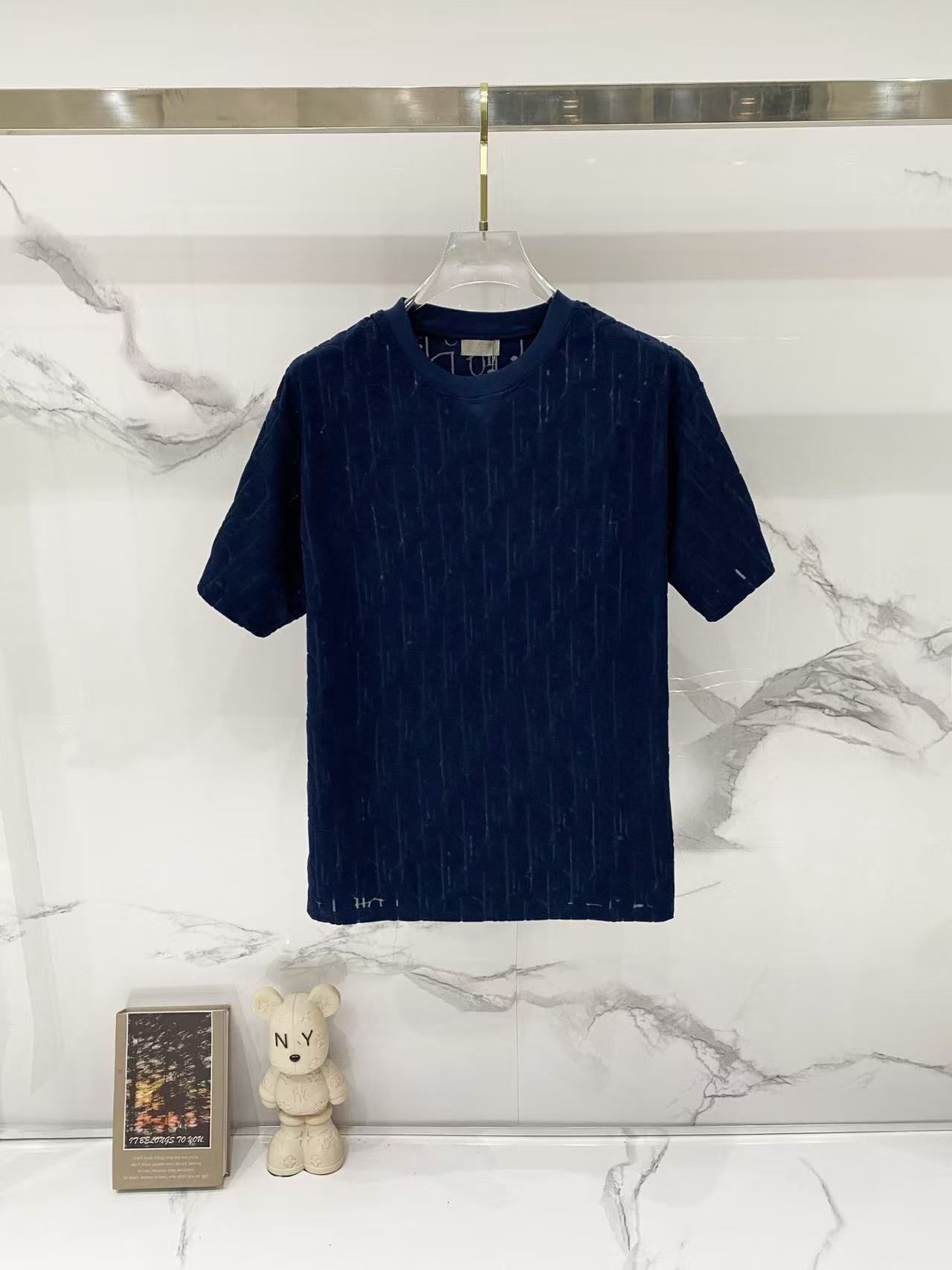 Dior Shirts — 2b3cf318 Angle 1