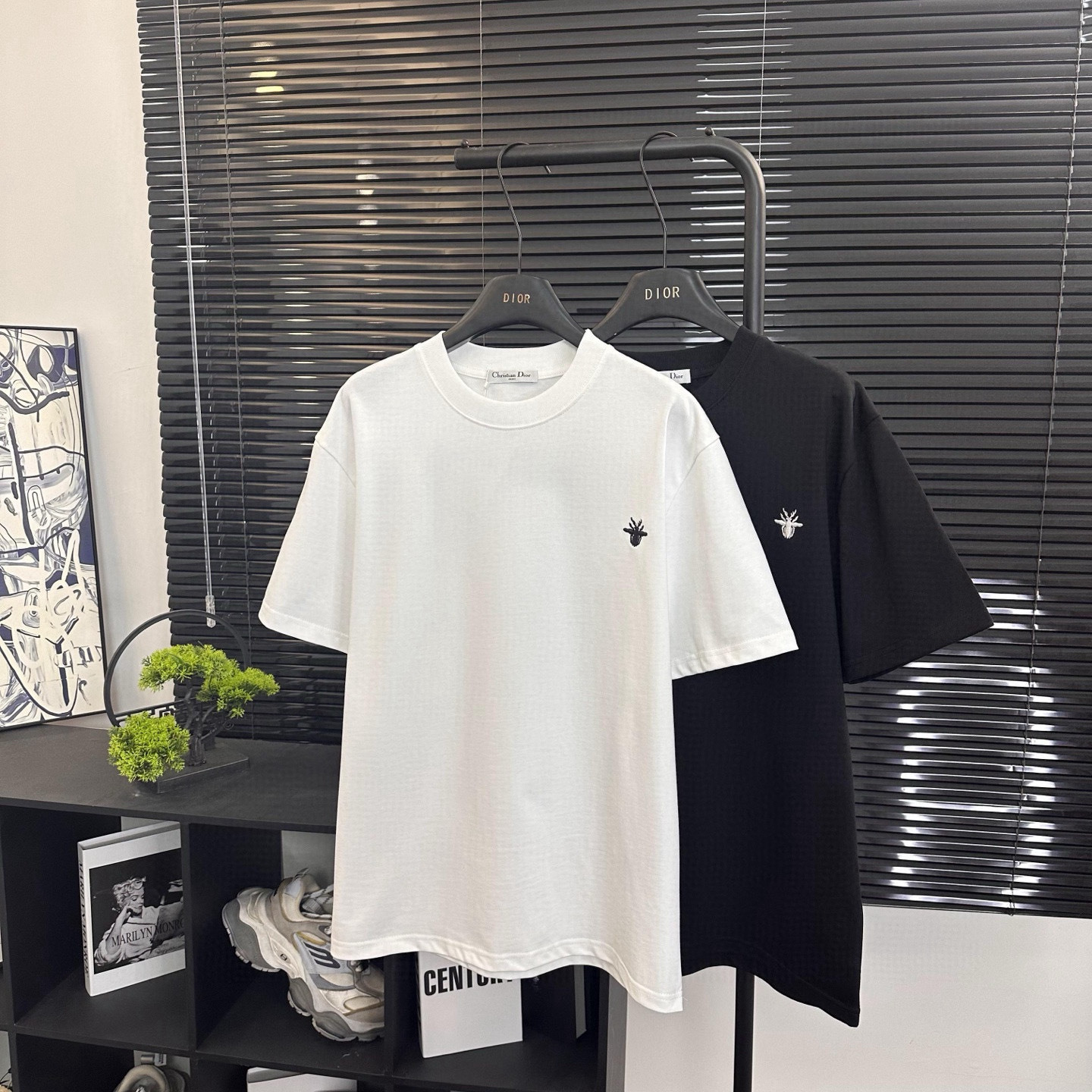 Dior Shirts — 33ef9cbc Angle 1