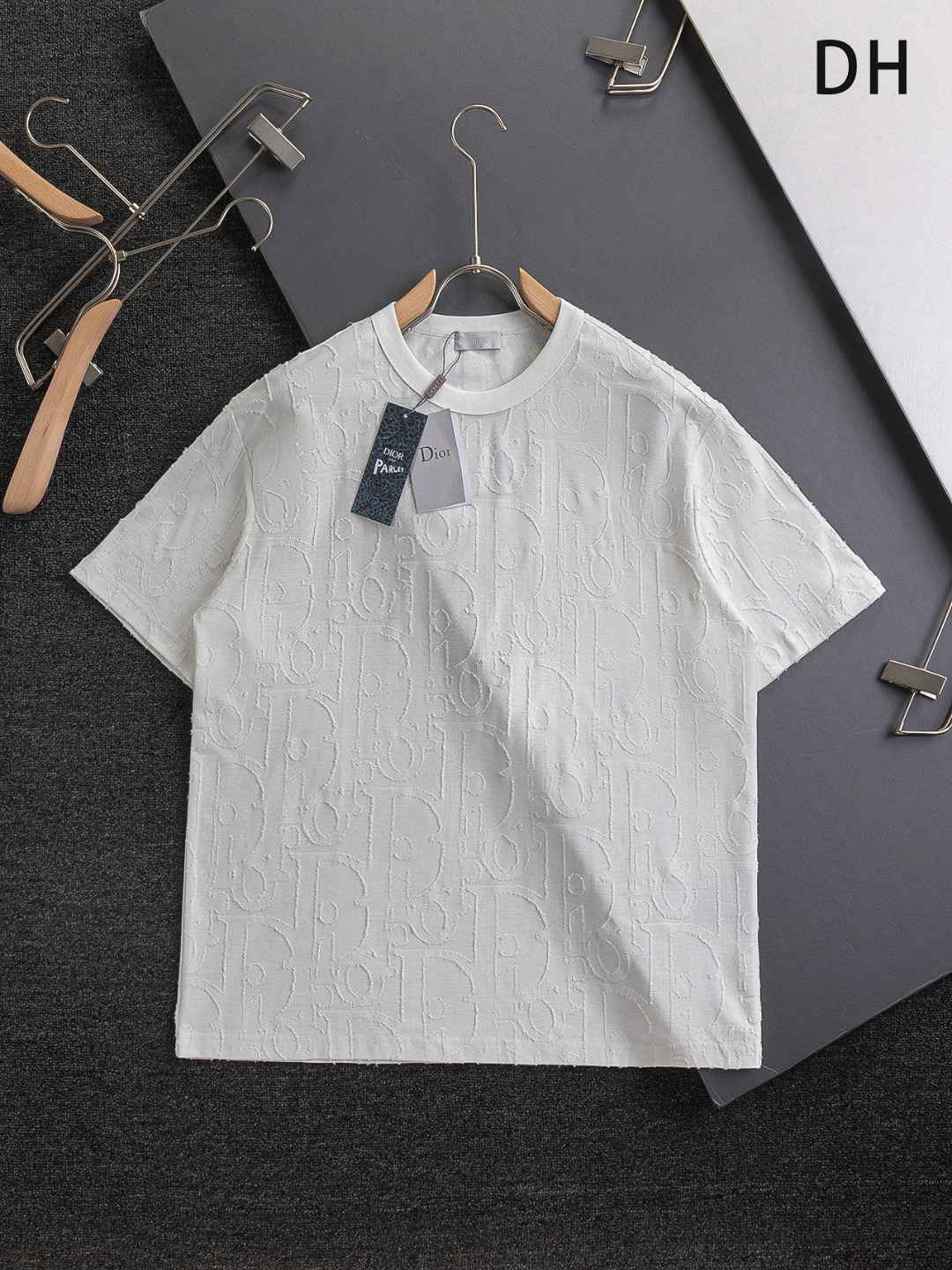 Dior Shirts — 44857eb0 Angle 1