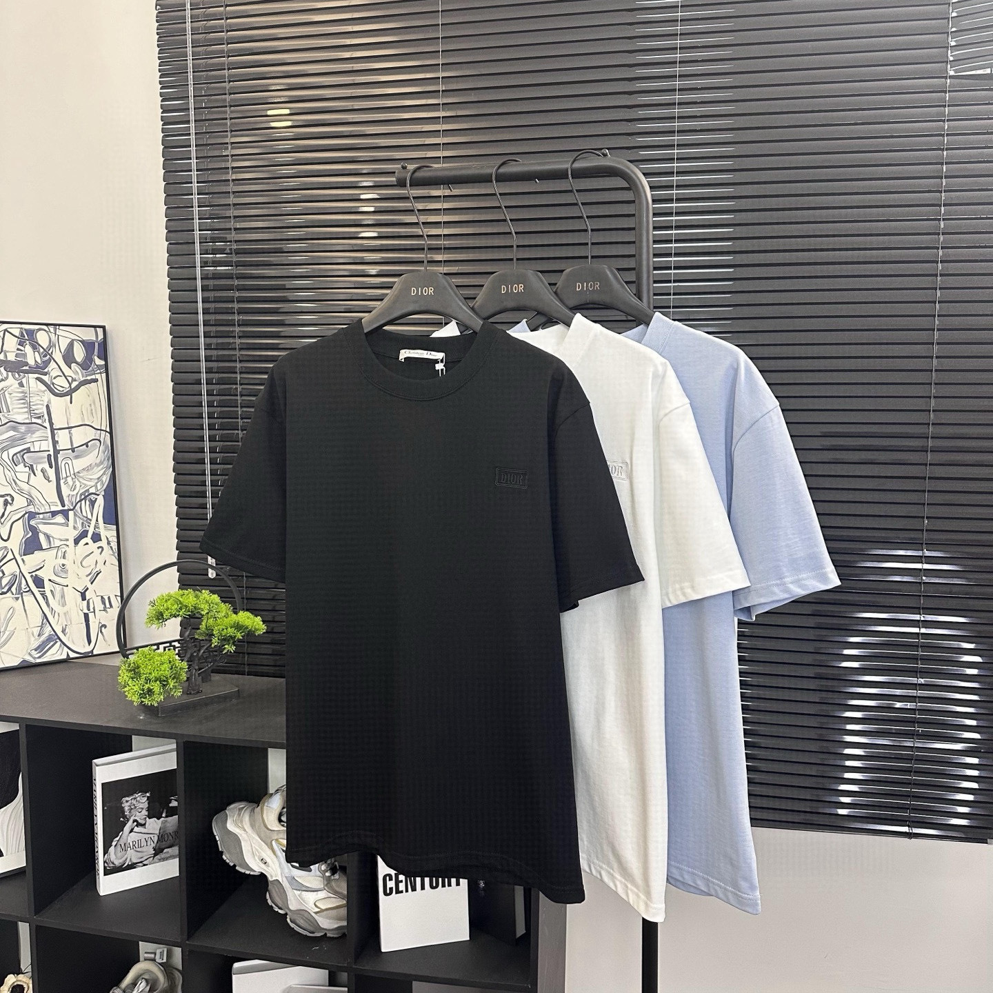 Dior Shirts — 539ee02f Angle 1