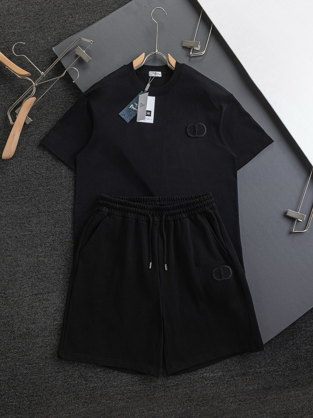 Dior Shirts — 5793bb28 Angle 1