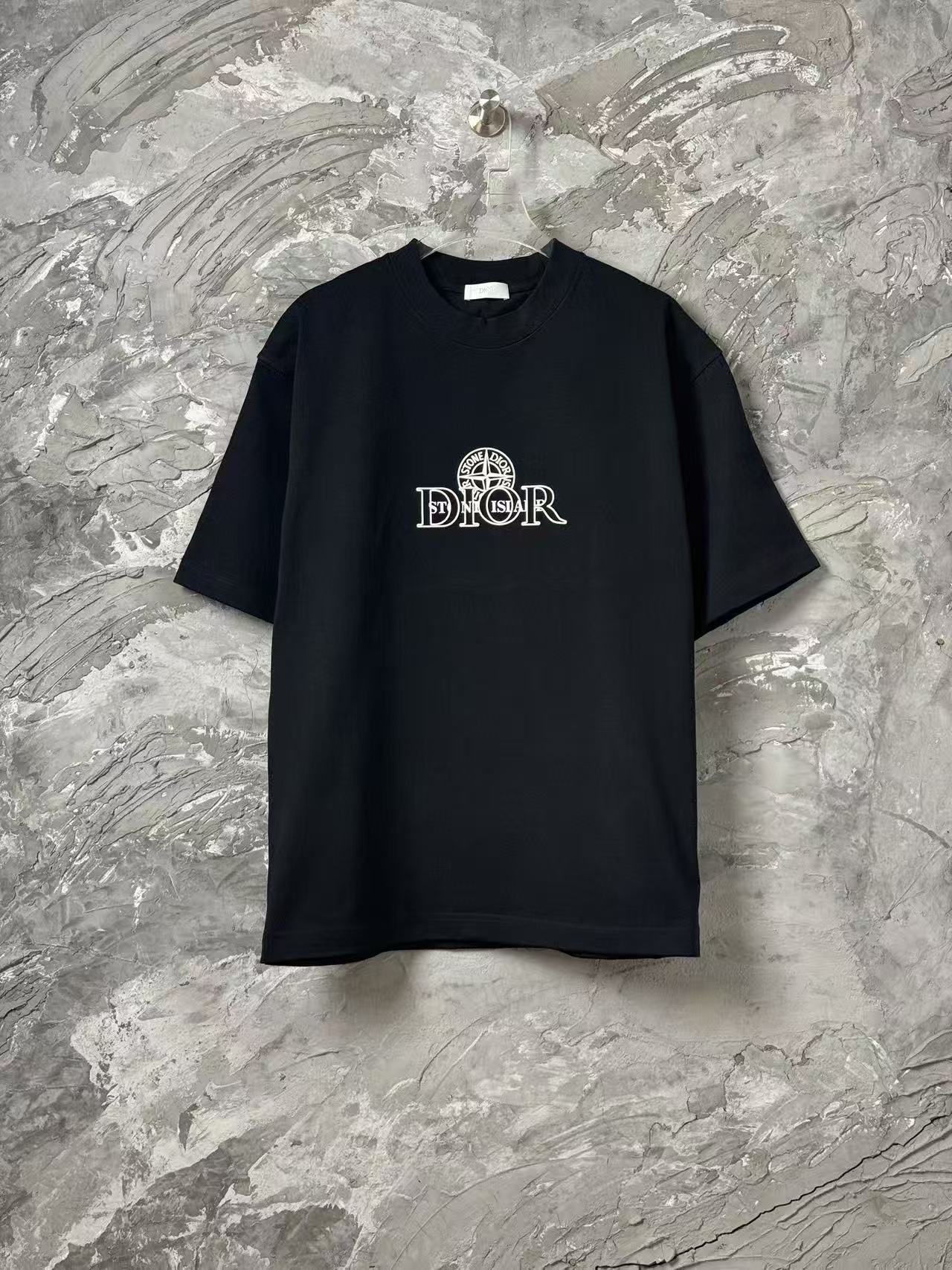 Dior Shirts — 910a0cb4 Angle 1