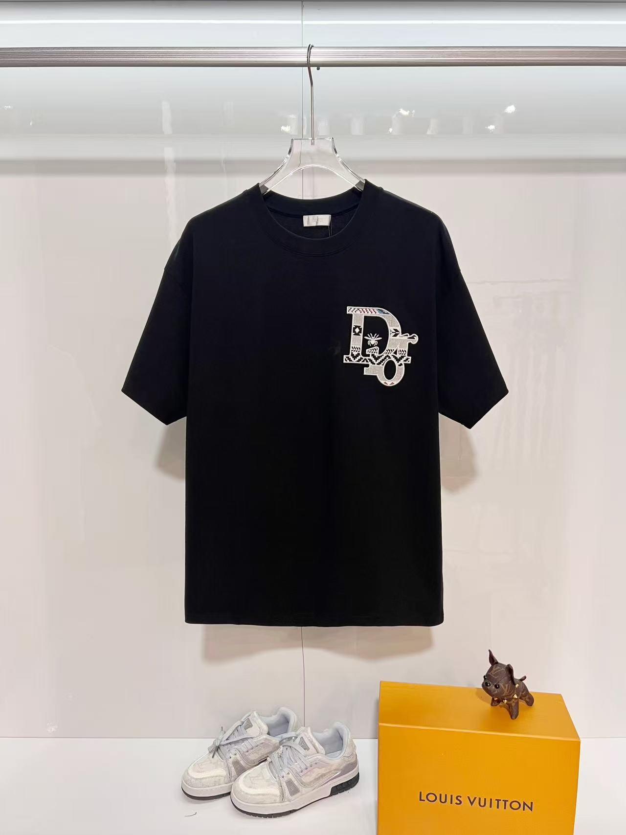 Dior Shirts — ae6efb63 Angle 1