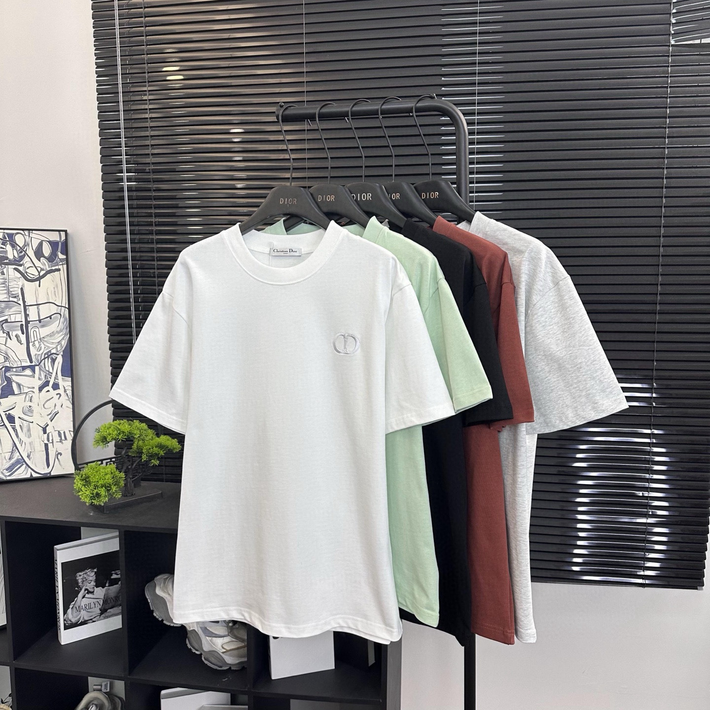 Dior Shirts — b1f0b5cd Angle 1