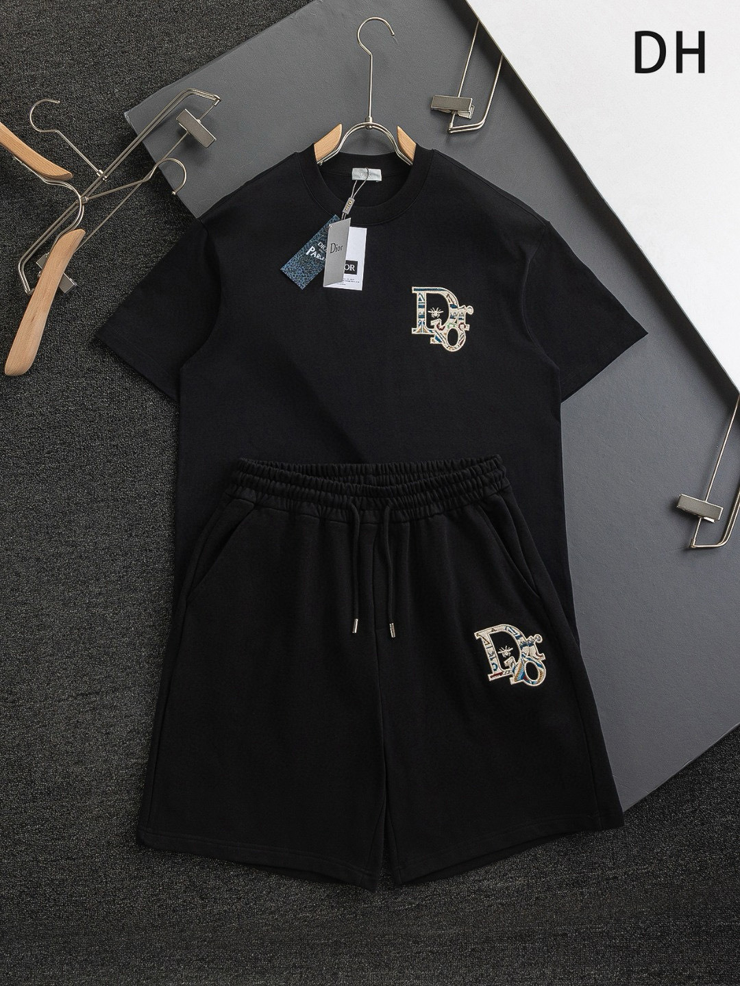 Dior Shirts — b878bda2 Angle 1