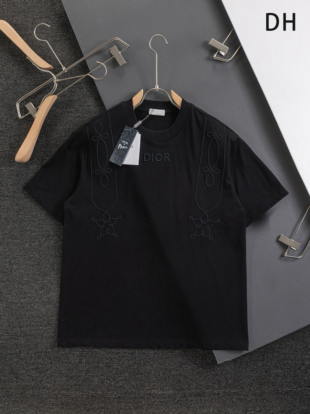 Dior Shirts — da46ec70 Angle 1