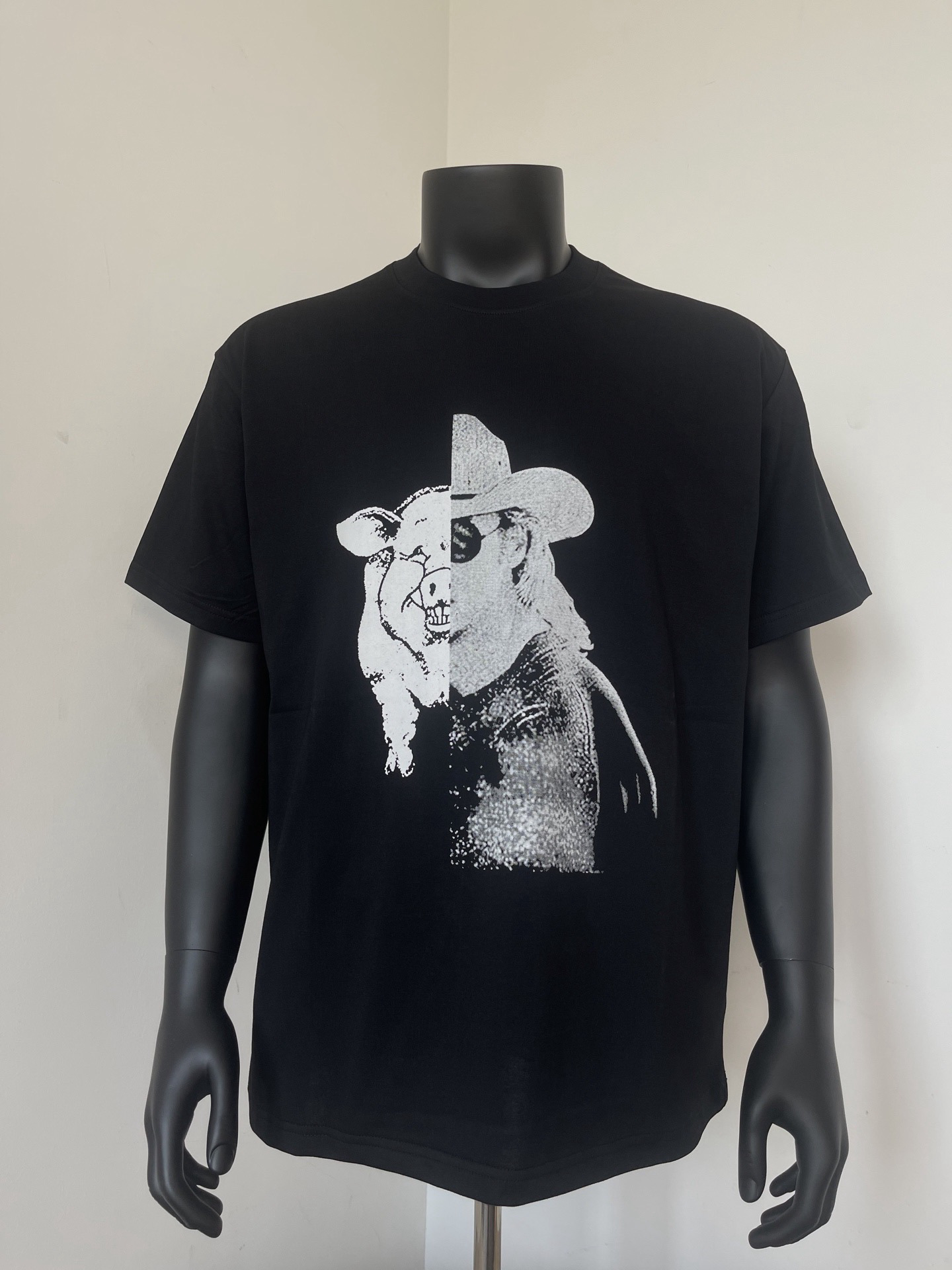 ERD Shirts — 064f2ed7 Angle 1