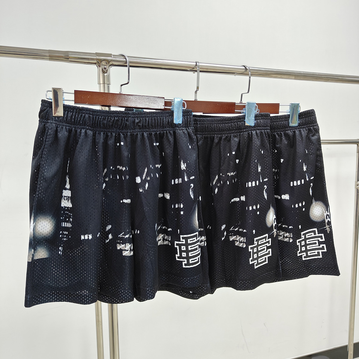 Eric Emanuel Pants — 08b81fc1 Angle 1