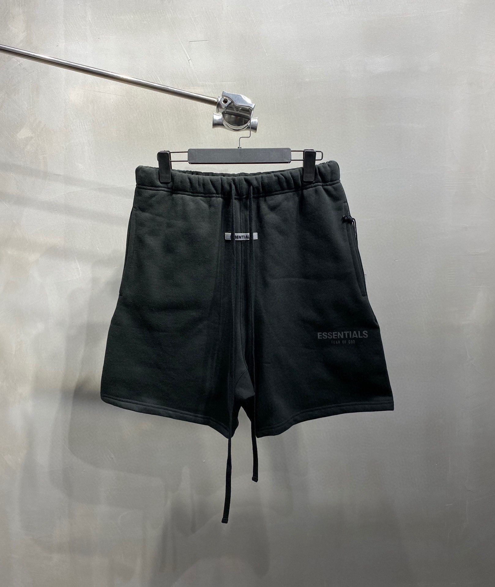 Essentials All — 50da1a33 Angle 1