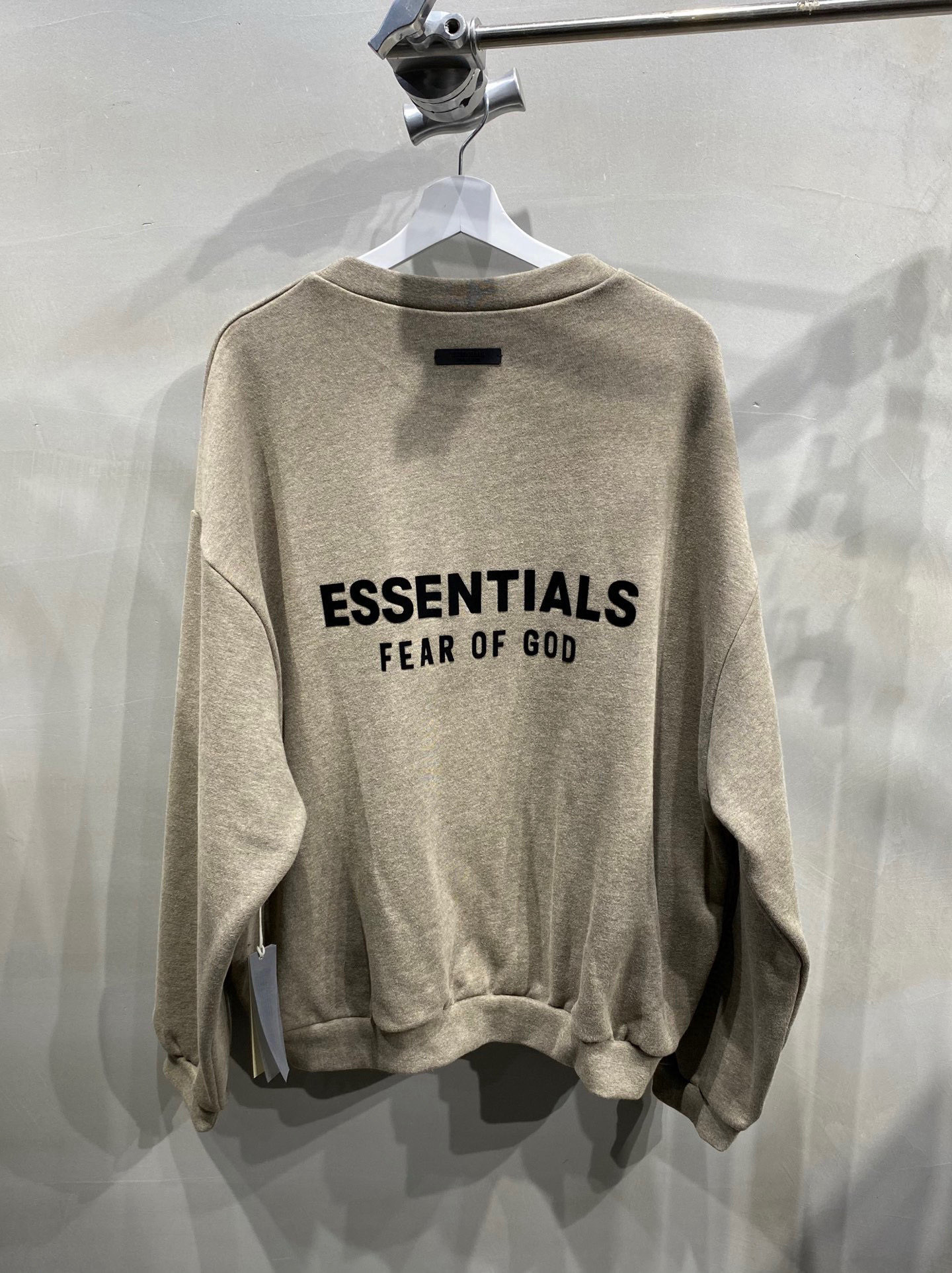Essentials Hoodie — e0db05d9 Angle 1