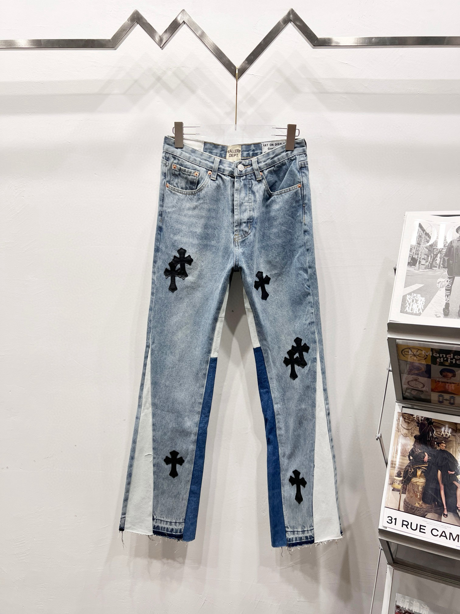 Gallery Dept Pants — 4042cdd9 Angle 1