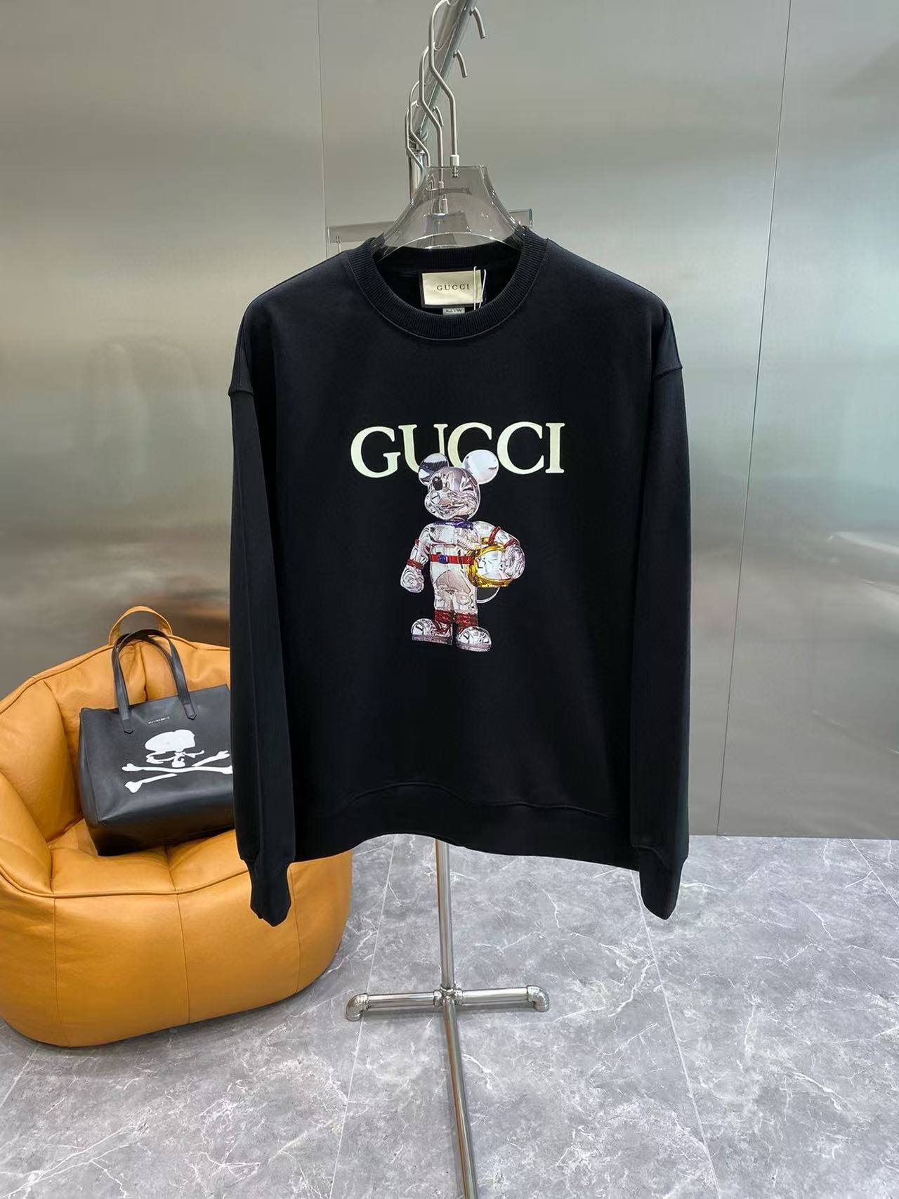 Gucci Hoodie — 32536496 Angle 1