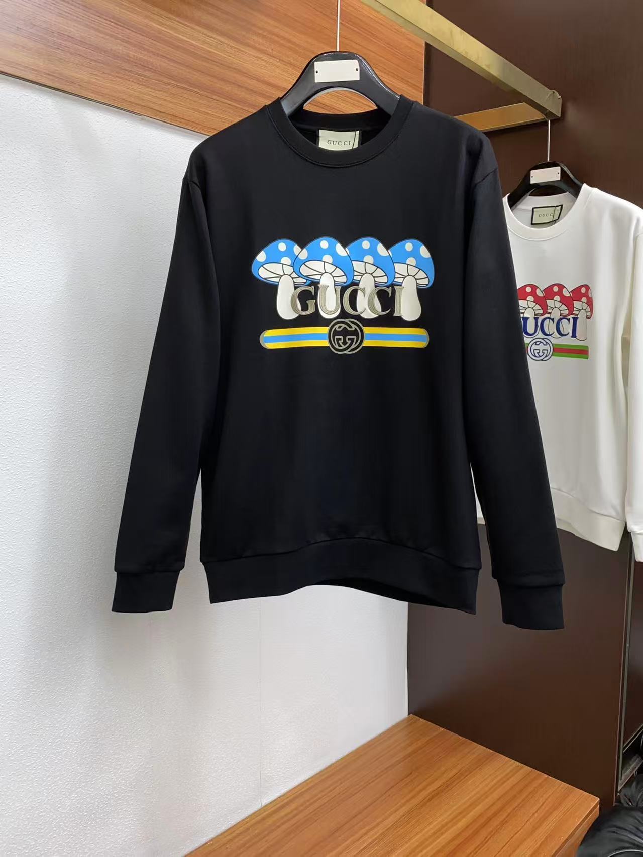 Gucci Hoodie — 564345eb Angle 1