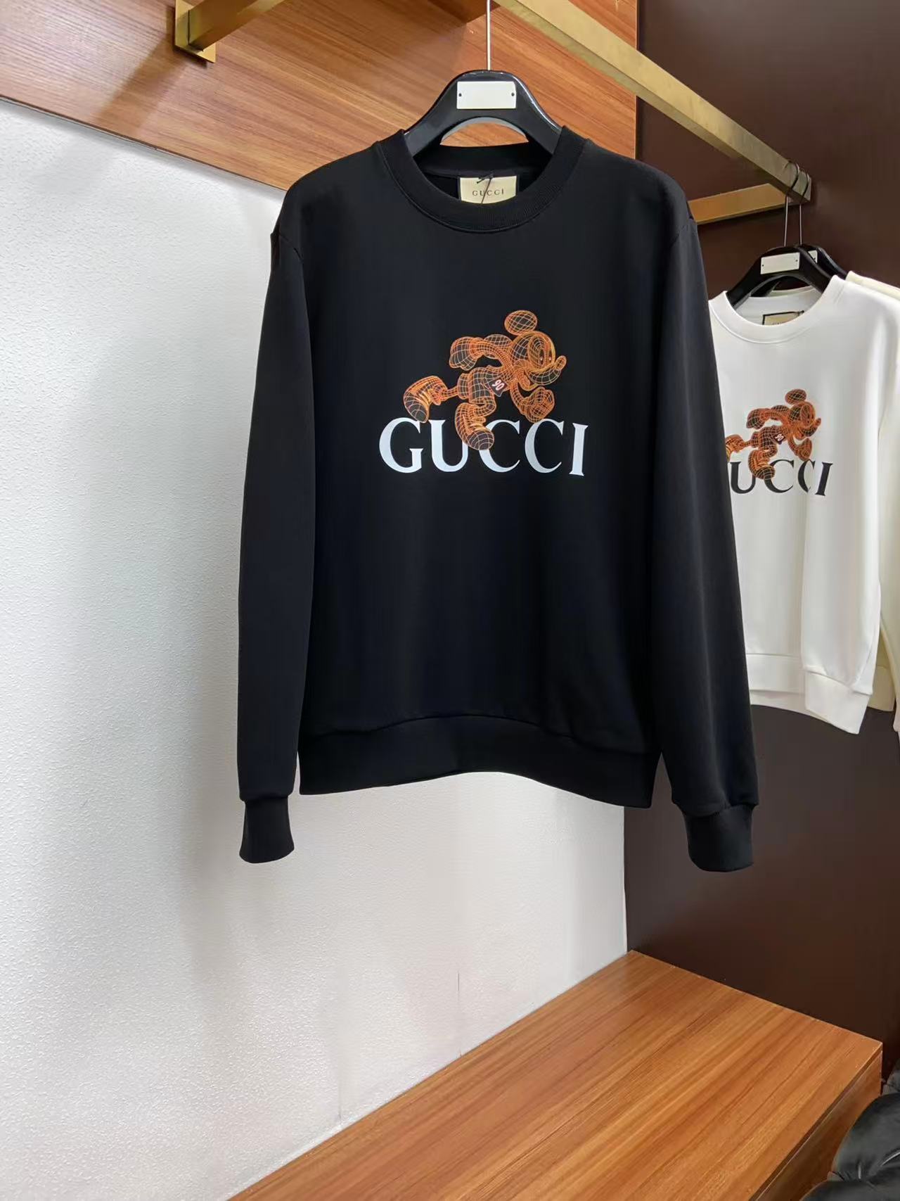 Gucci Hoodie — 62fad83f Angle 1