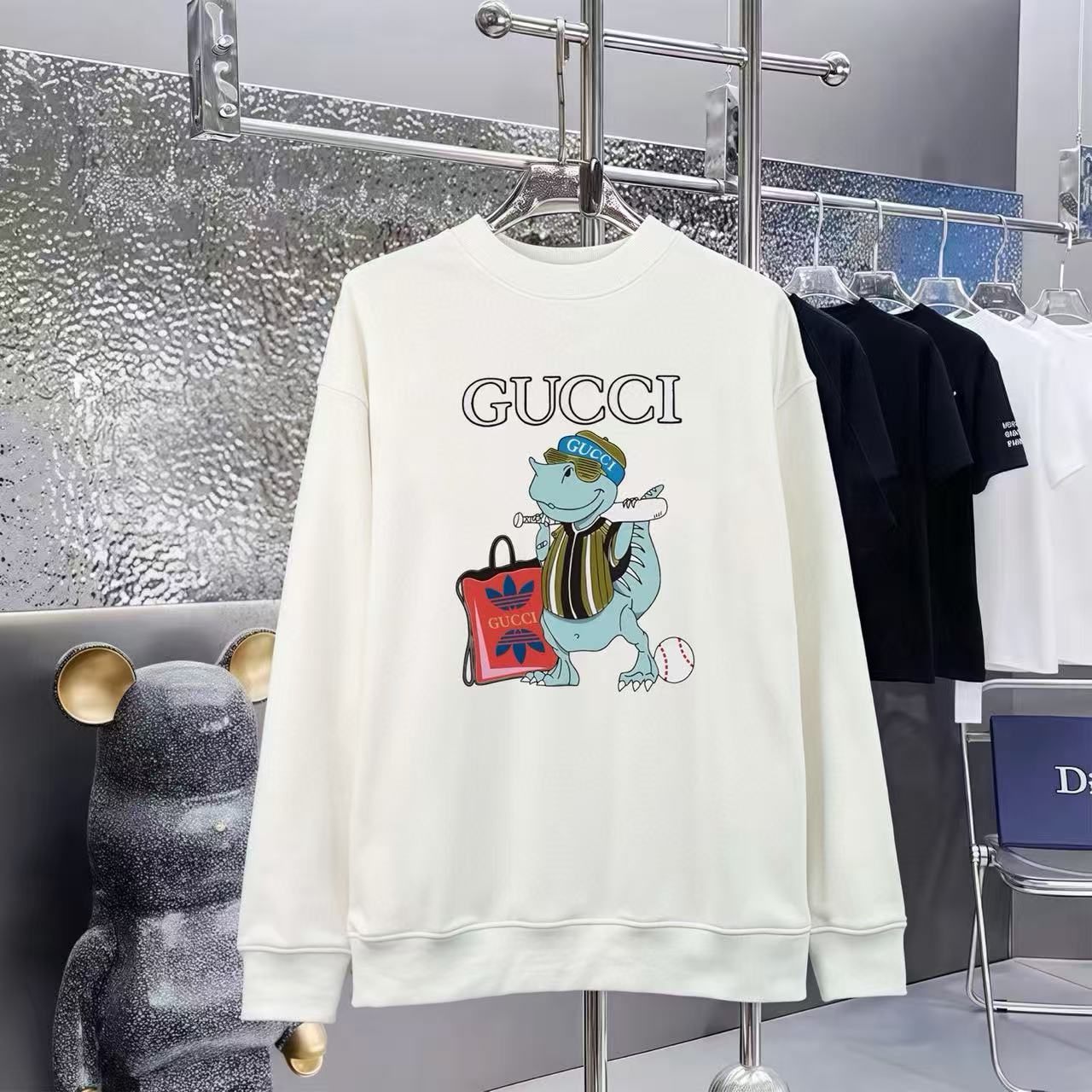 Gucci Hoodie — a556dd20 Angle 1