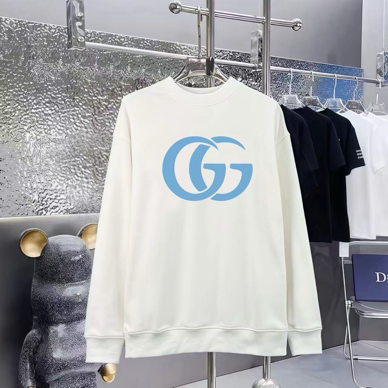 Gucci Hoodie — daa16eeb Angle 1