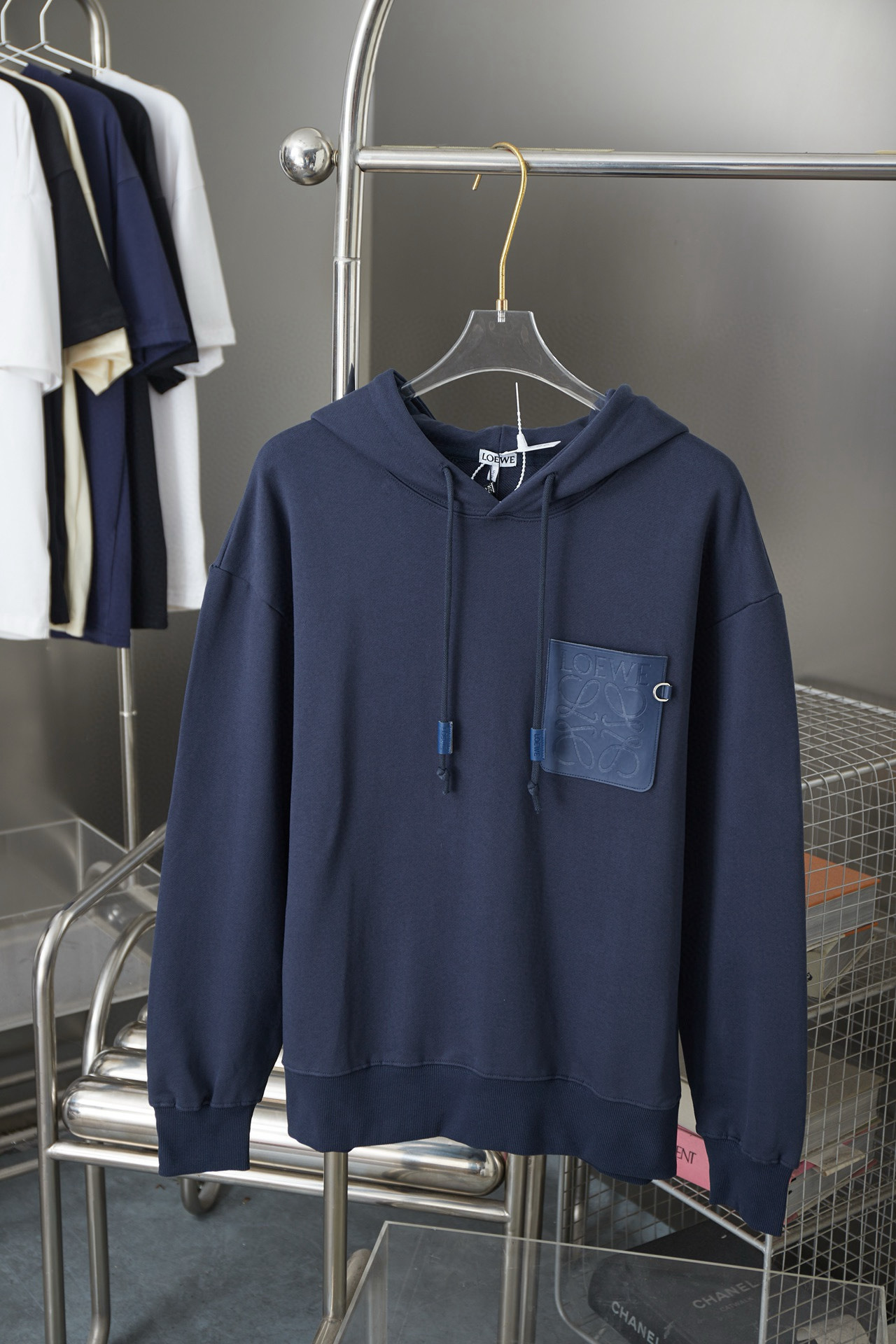 Loewe Hoodie — 899a47eb Angle 1