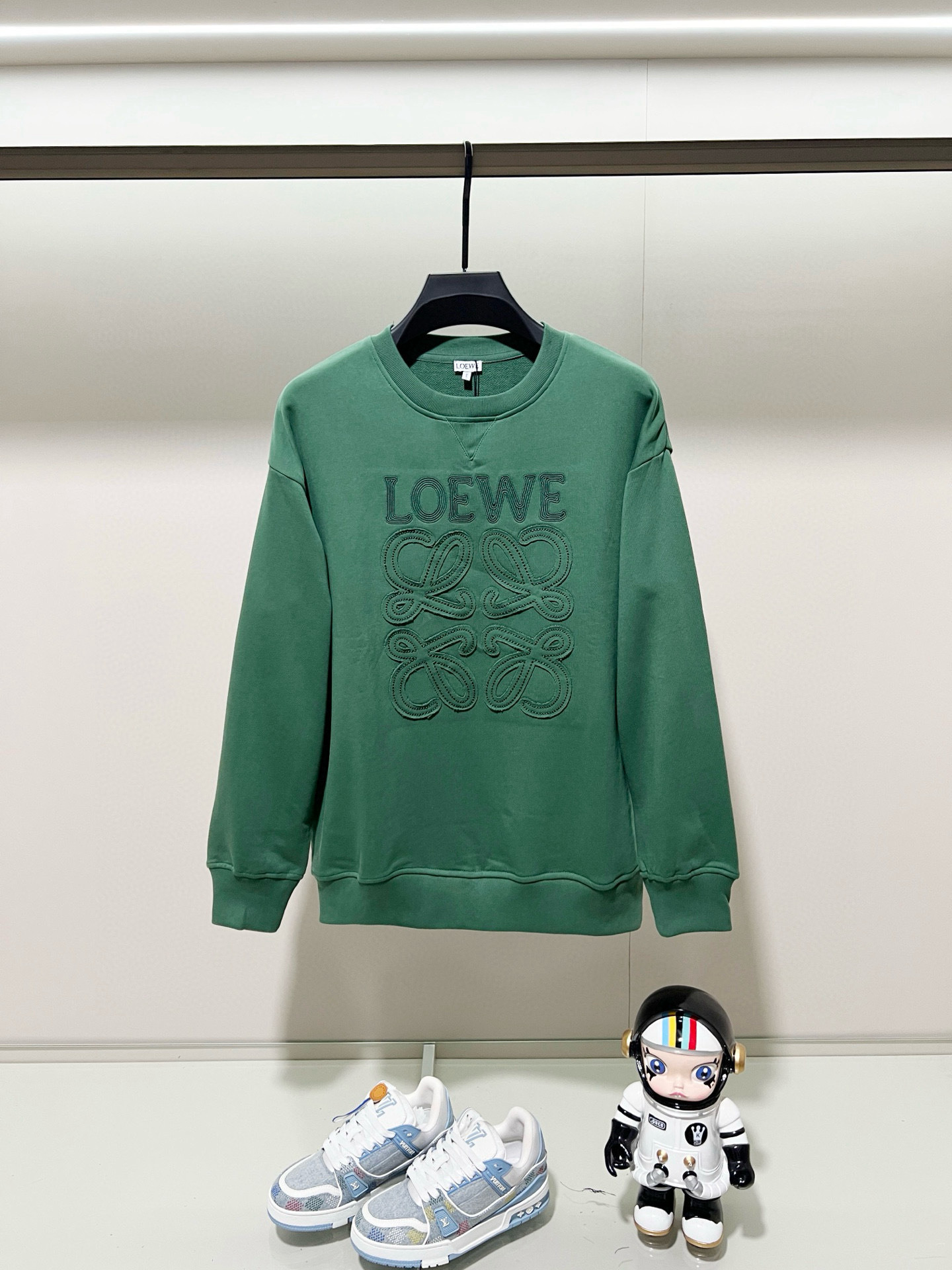 Loewe Hoodie — 9f31a18b Angle 1