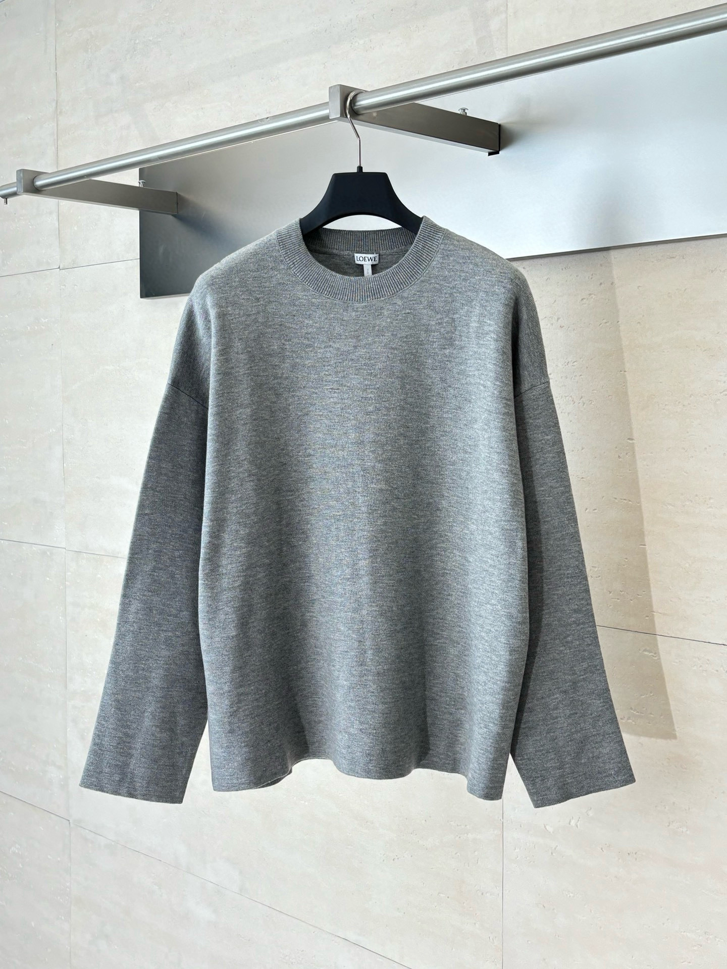 Loewe Hoodie — b694842b Angle 1