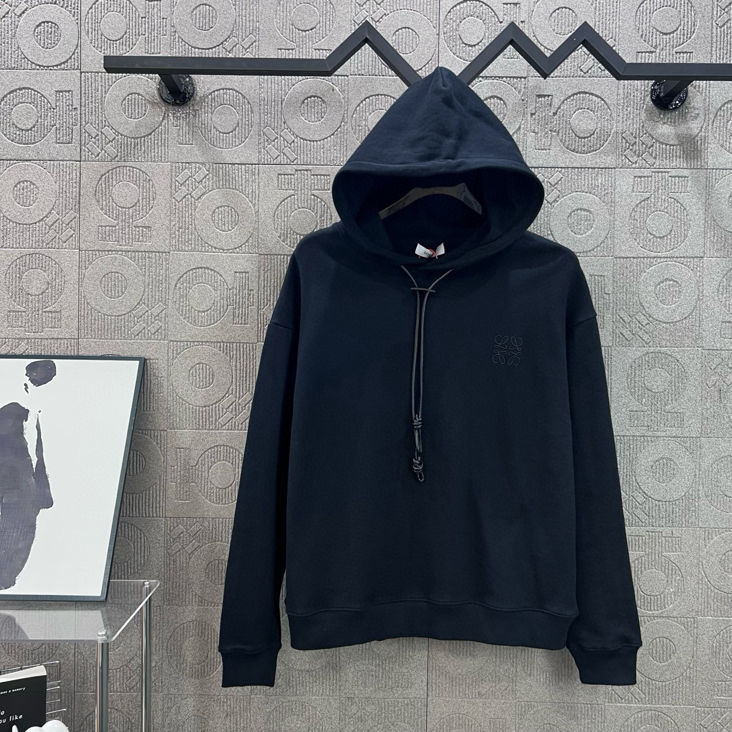 Loewe Hoodie — f733ef32 Angle 1