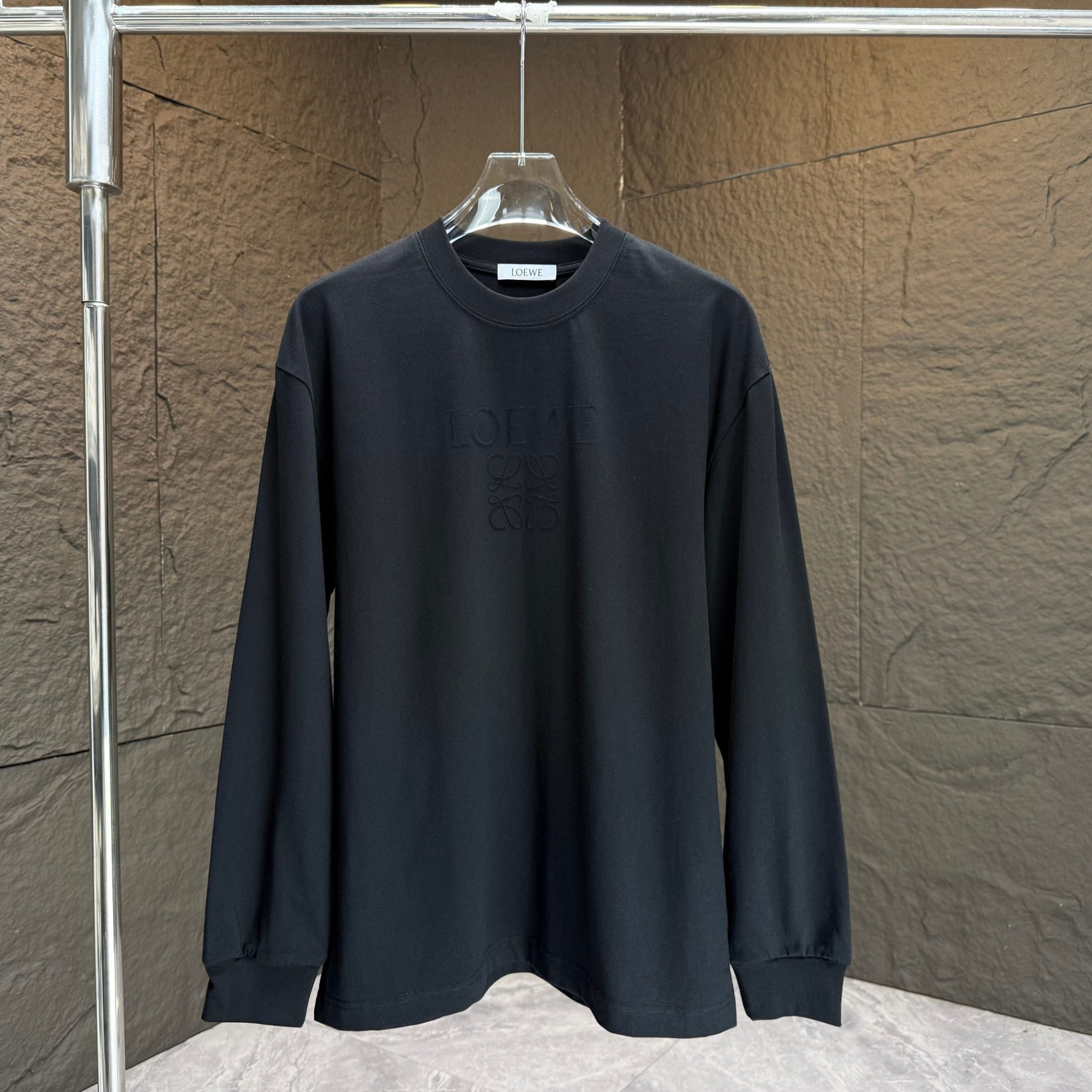 Loewe Hoodie — fd320f66 Angle 1