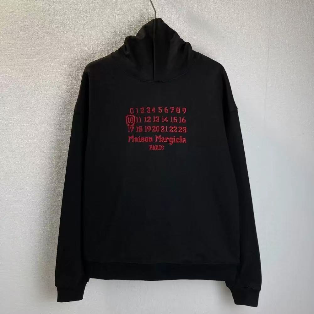 Maison Margiela Hoodie — 108db5a4 Angle 1
